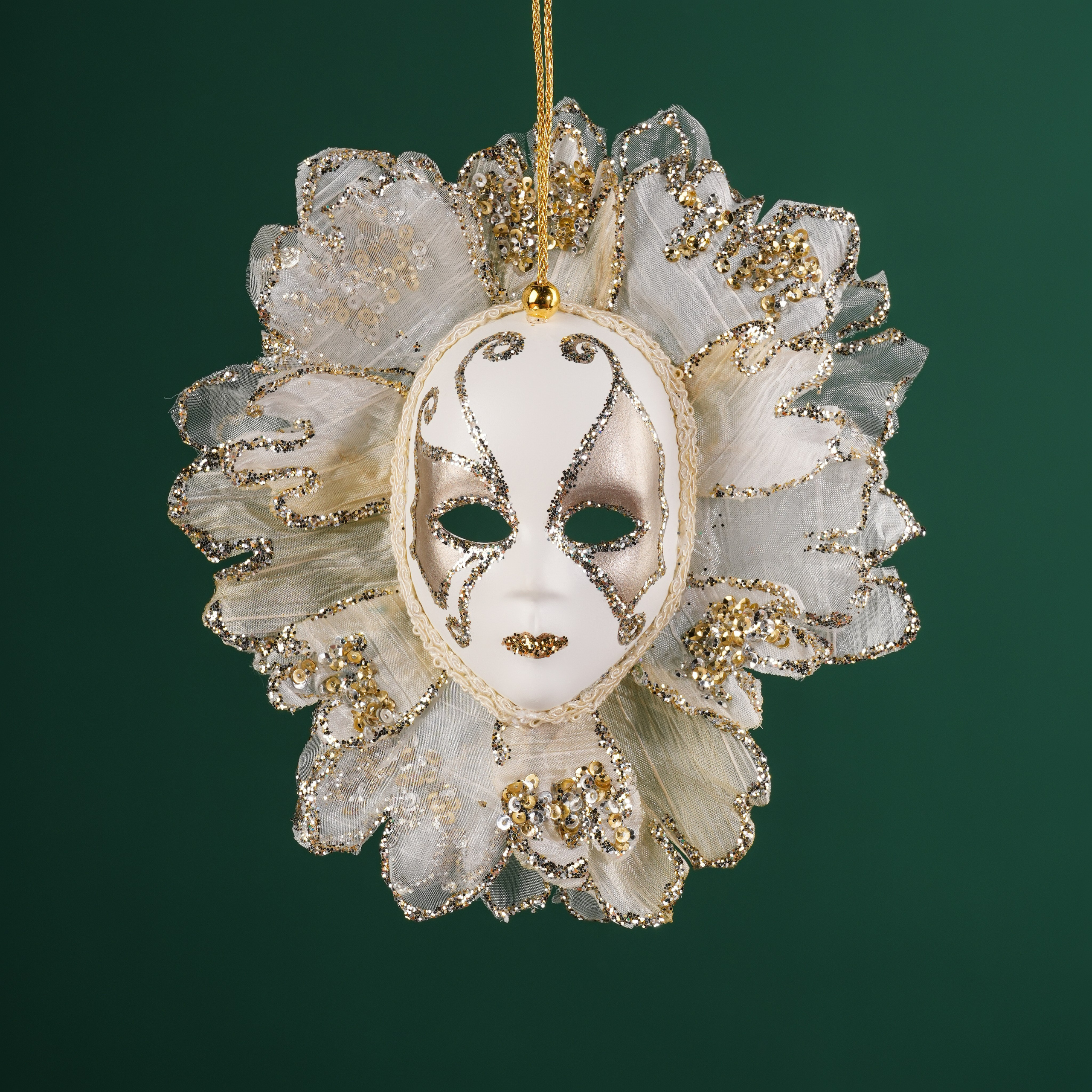 Елочные игрушки и шары. Профессиональный фотограф в Москве и МО