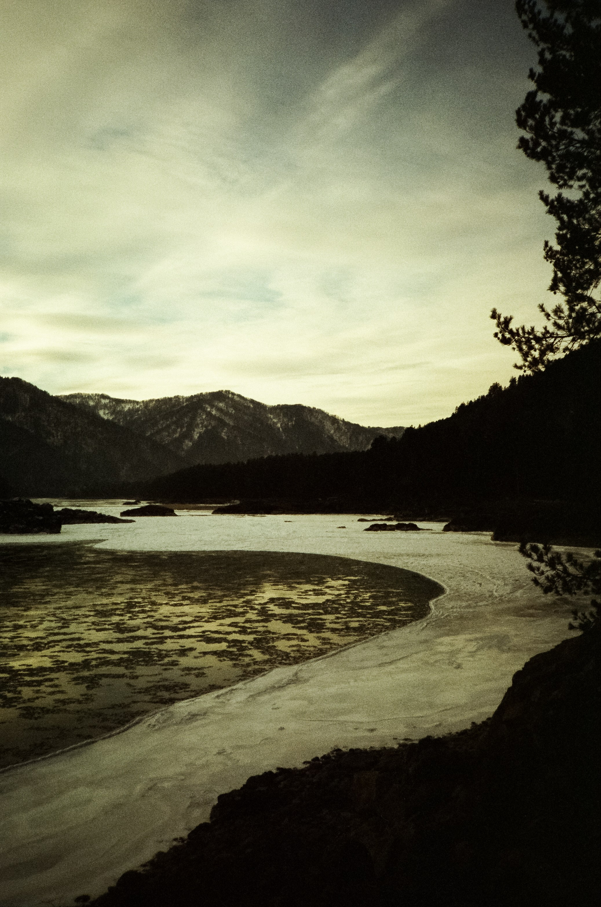 Дорога в сторону Сада Пионов, база Сила Алтая / 15 — 16 декабря 2023 г