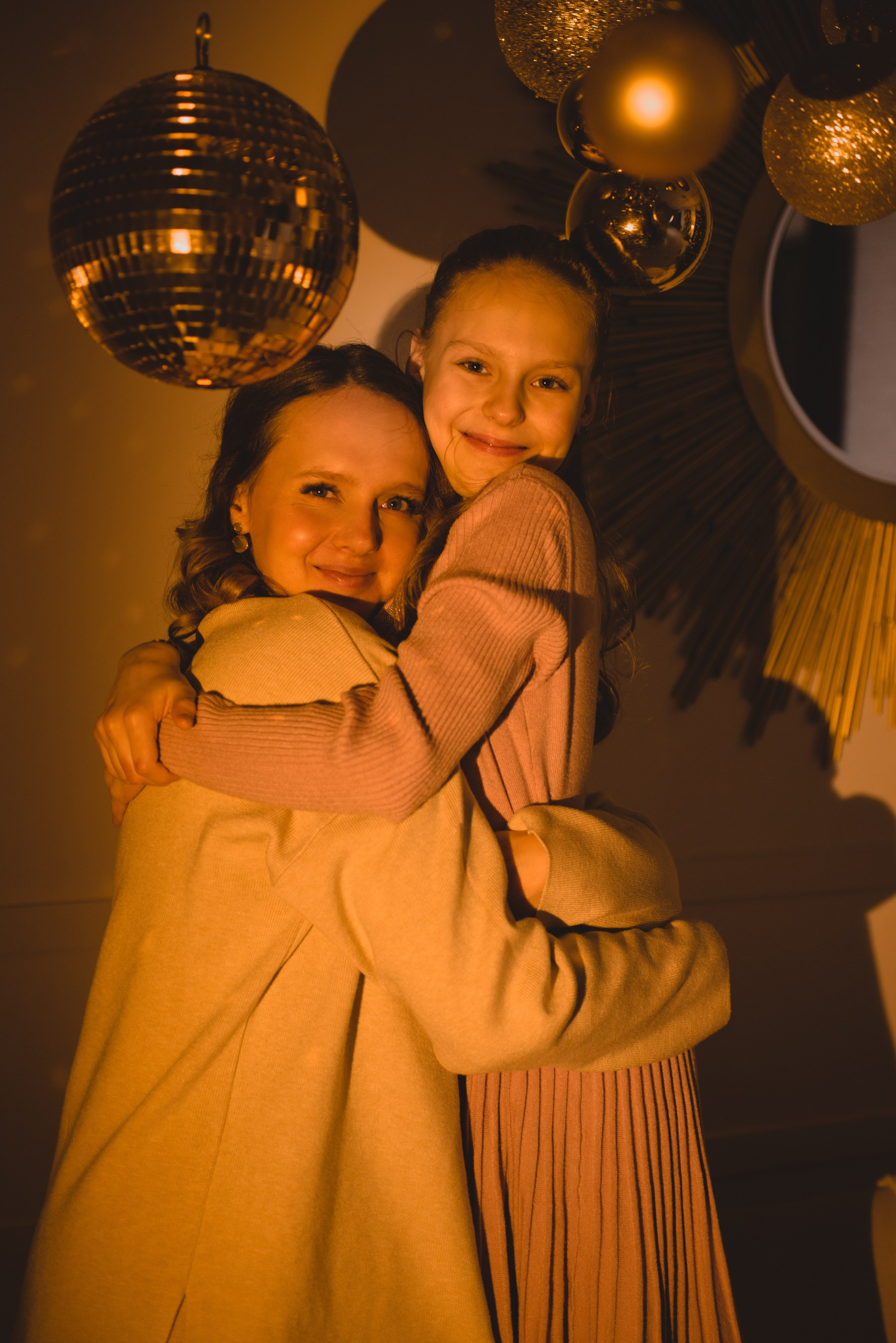 Юля и Настя в студии. Фотограф Людмила Белова