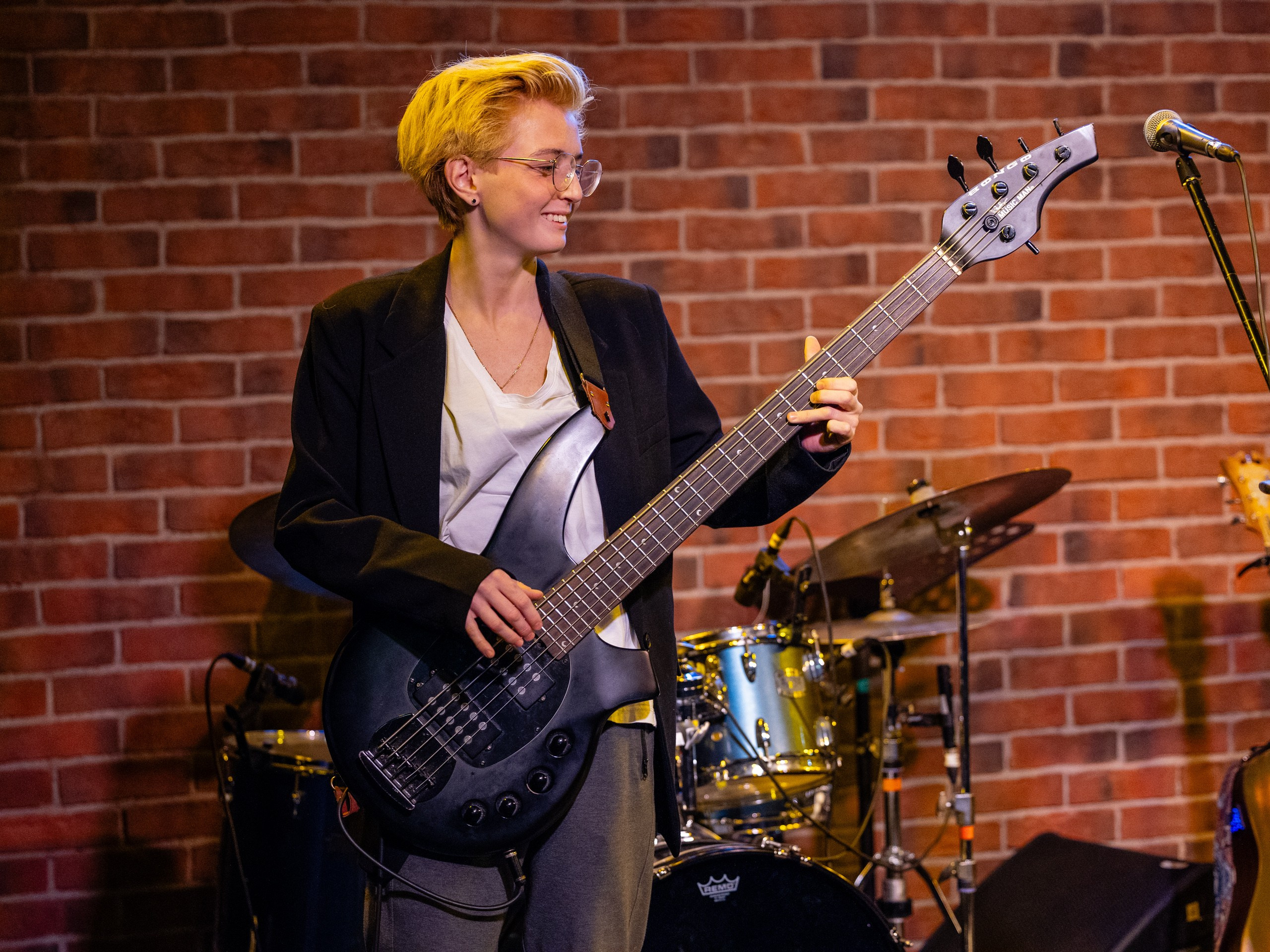 Аня из Питера в 71 тон, Москва 11'2024. Евгений Restwin — Пейзажный и репортажный фотограф
