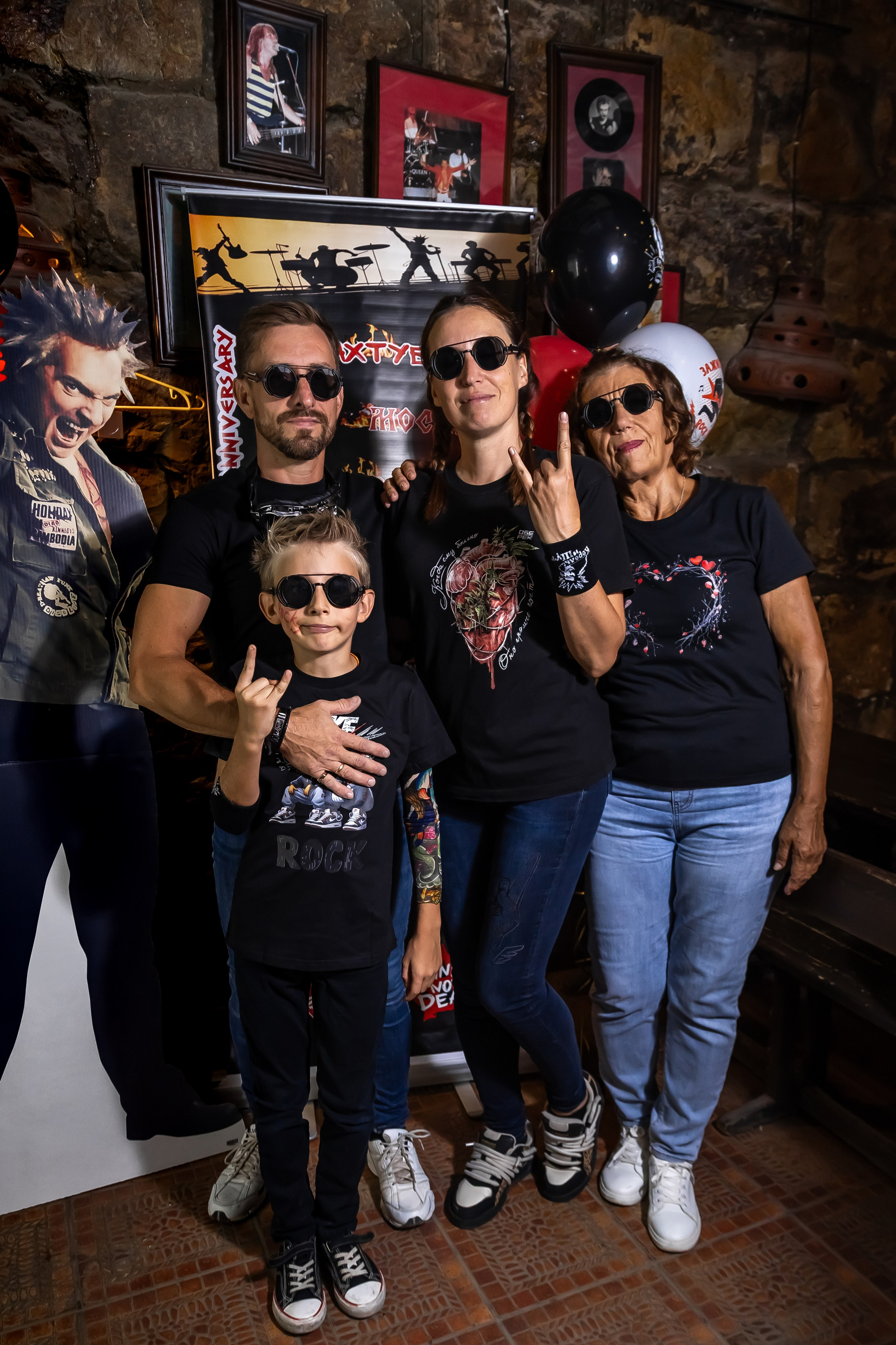 День Рождения Алексея в баре «Белая Лошадь». Фотограф в Волгограде Норченко Светлана