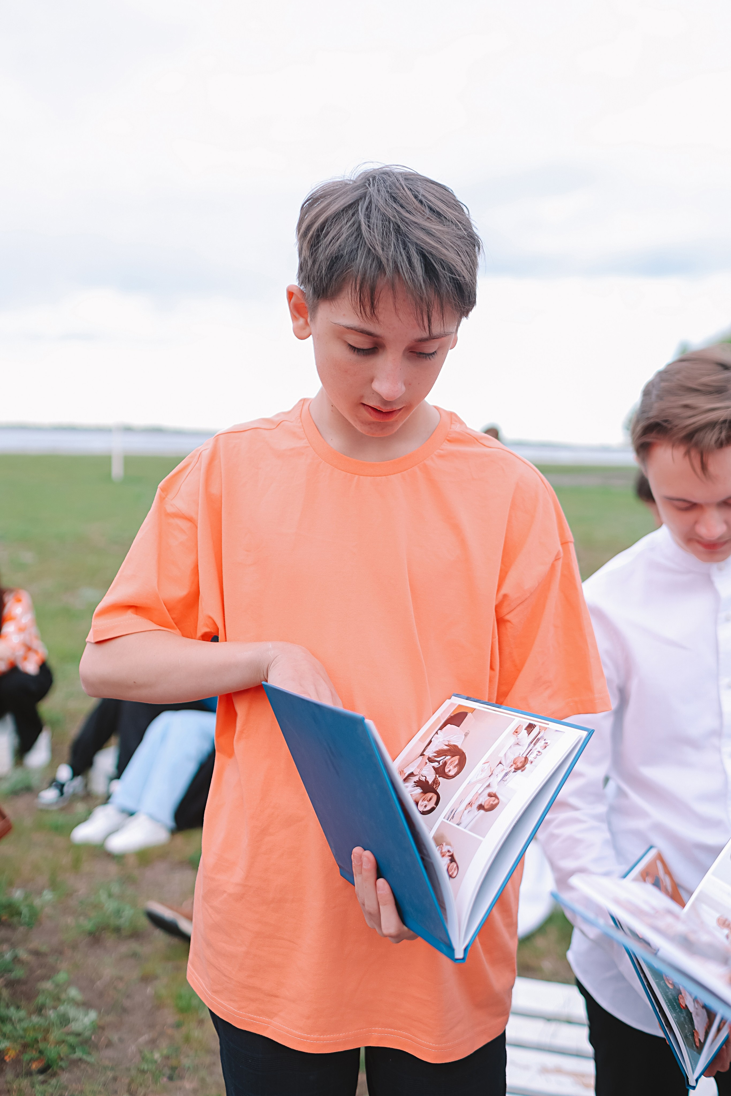Последний звонок. Семейный фотограф Тюмень, фотограф на роды Салмина Мария