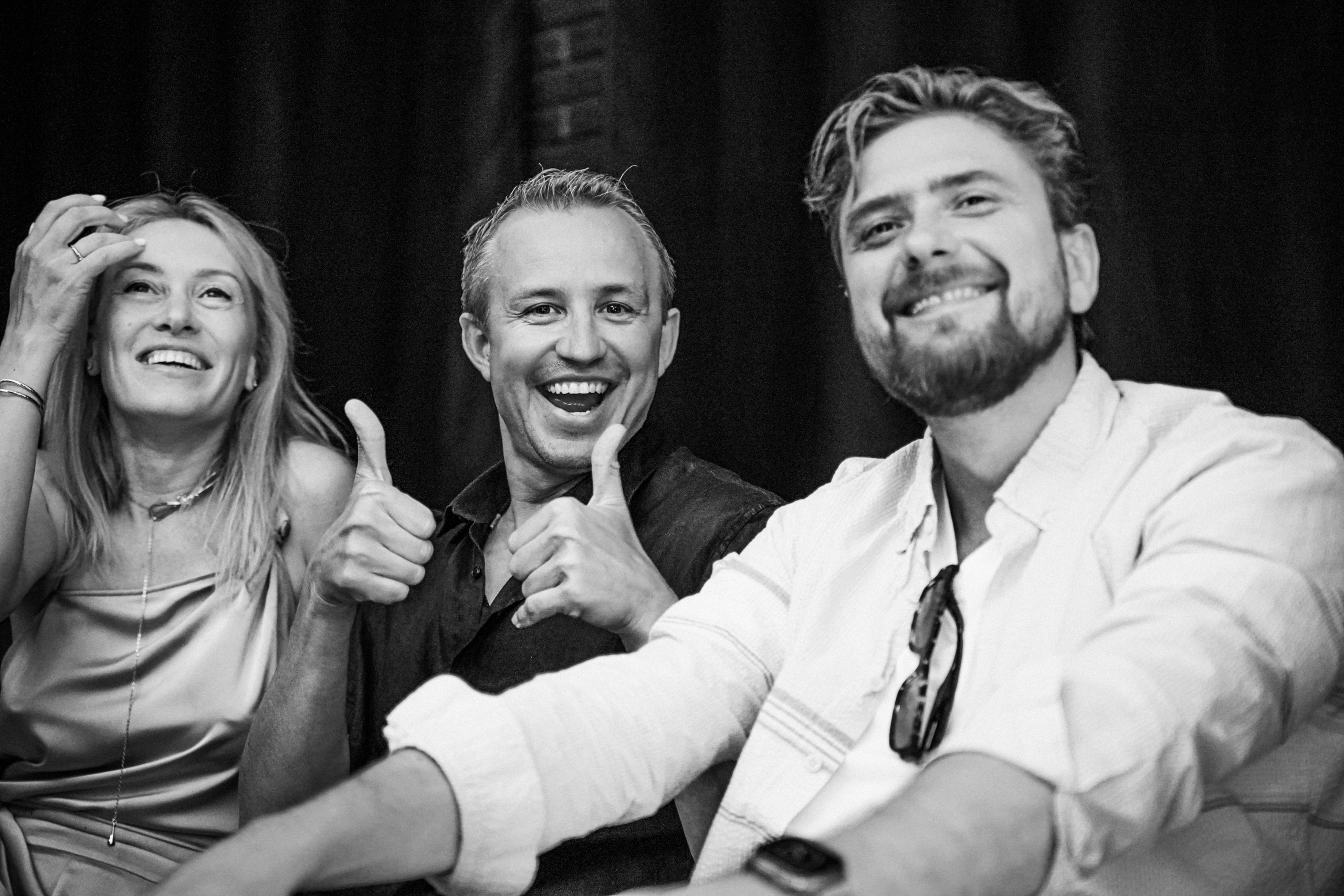 ДВА ДИВАНА ШОУ (ВЗРОСЛОЕ). Портфолио