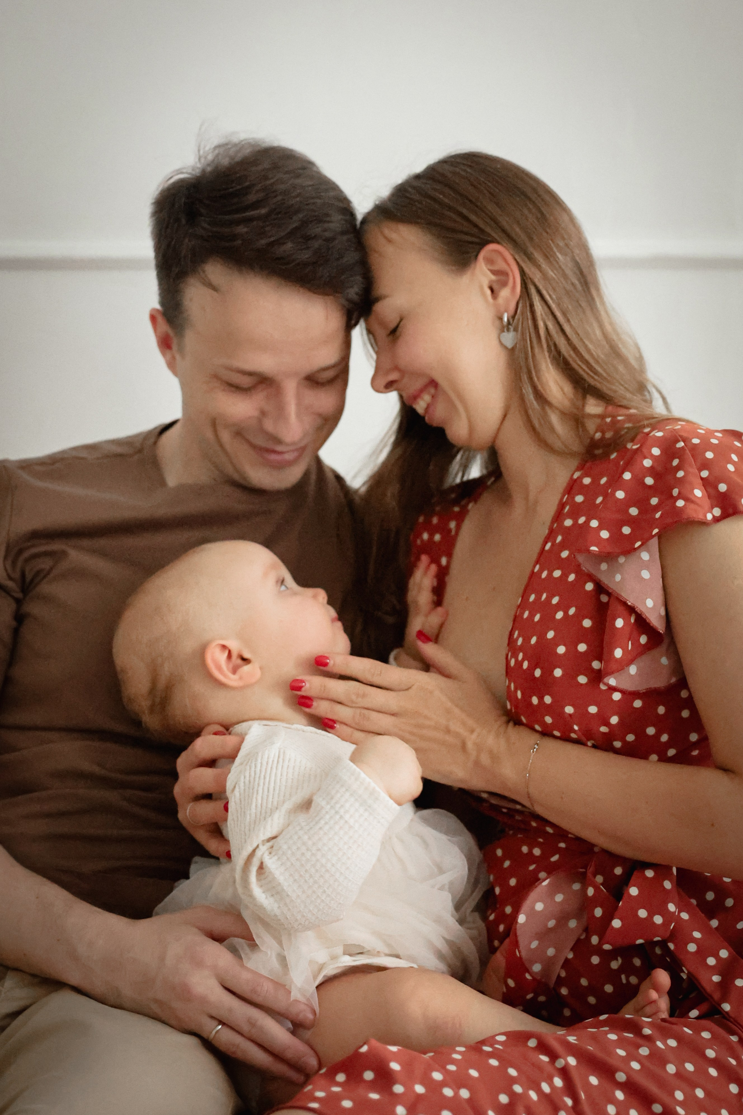 Малышка Ми с родителями. Ваш семейный newborn и lifestyle фотограф в СПБ Наталья Журавлева