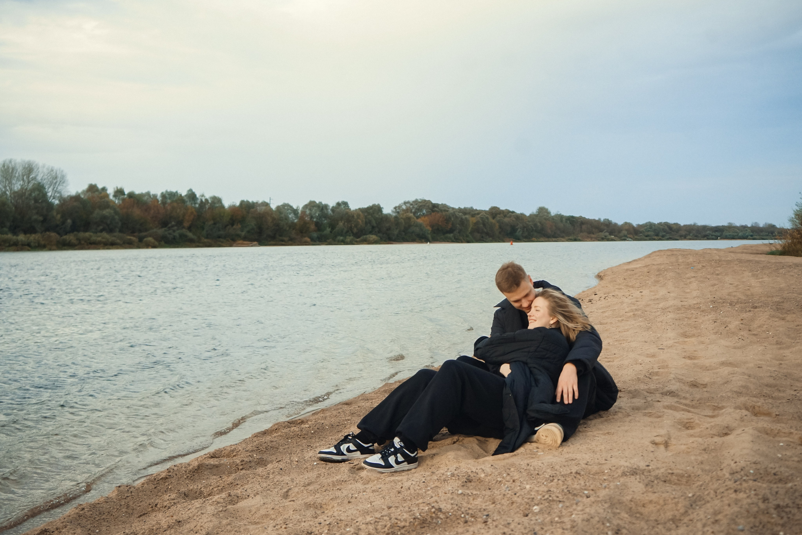 Фотосессия на берегу реки. Лиза Фирстова — самый добрый фотограф