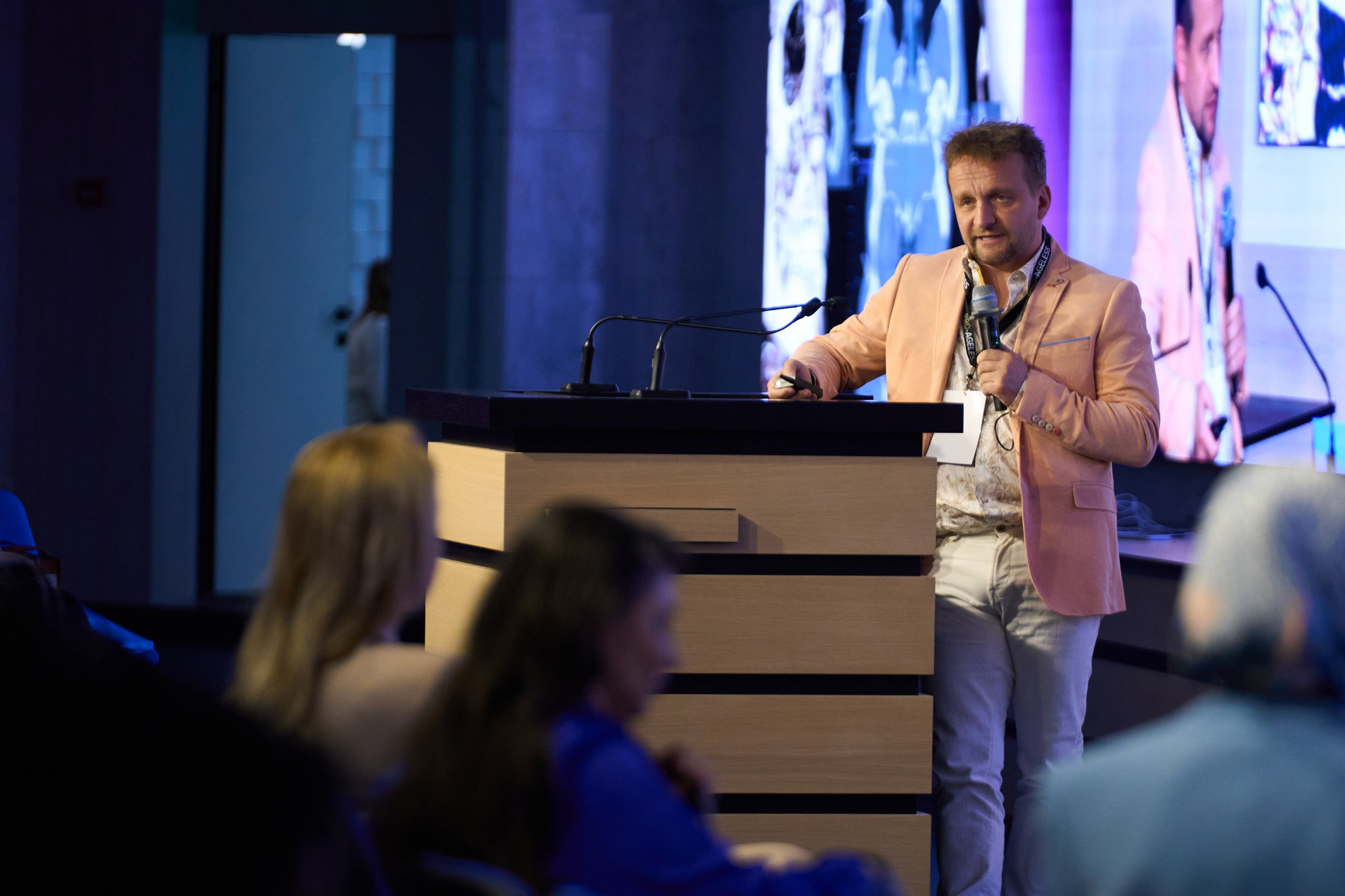 СПИКЕРЫ. PRO-AGELESS