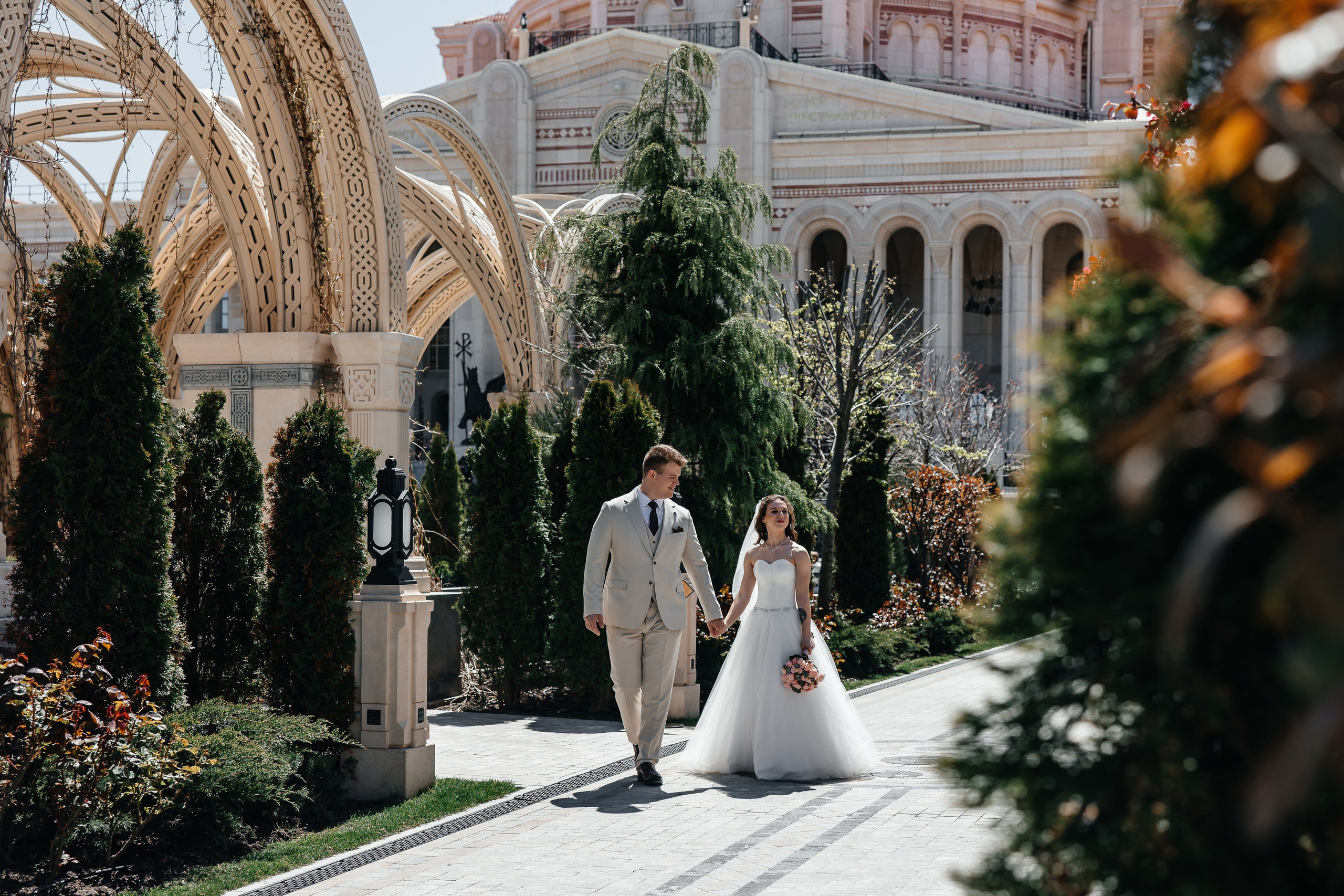 Сакура в Японском саду. Анонс свадьбы для Никиты и Марины. Свадебный фотограф в Крыму и Севастополе Ольга Баскакова
