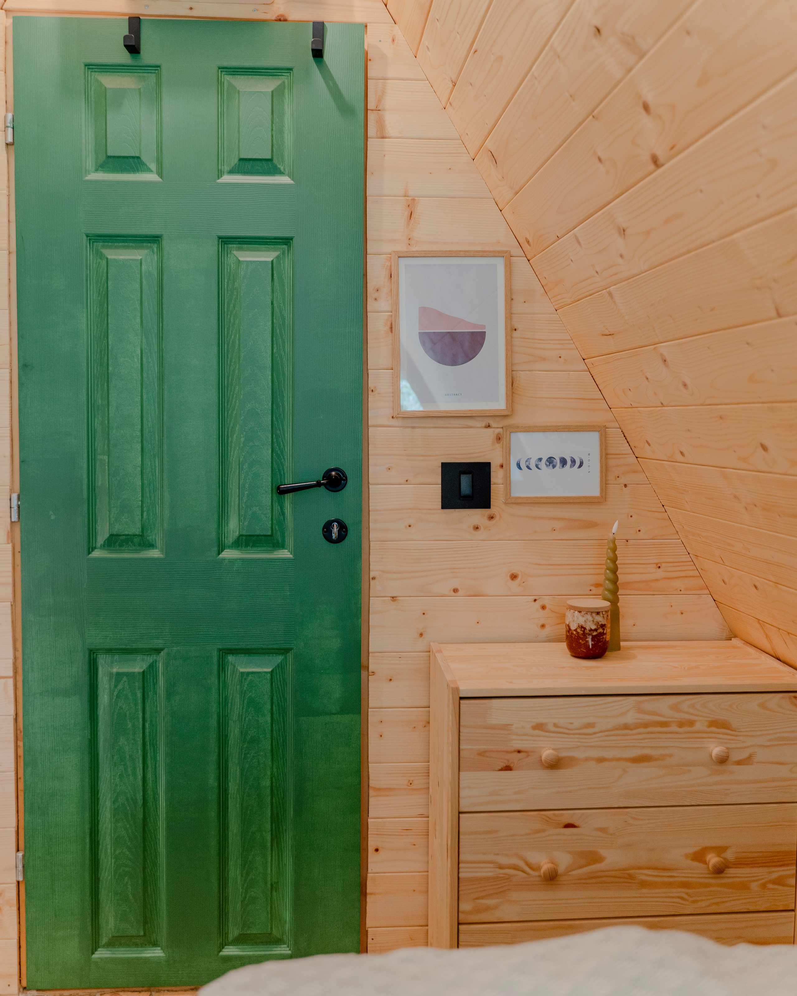 Viktorija Chalet. Photographer Liana Sudets Serbia Kopaonik Brzece Brus