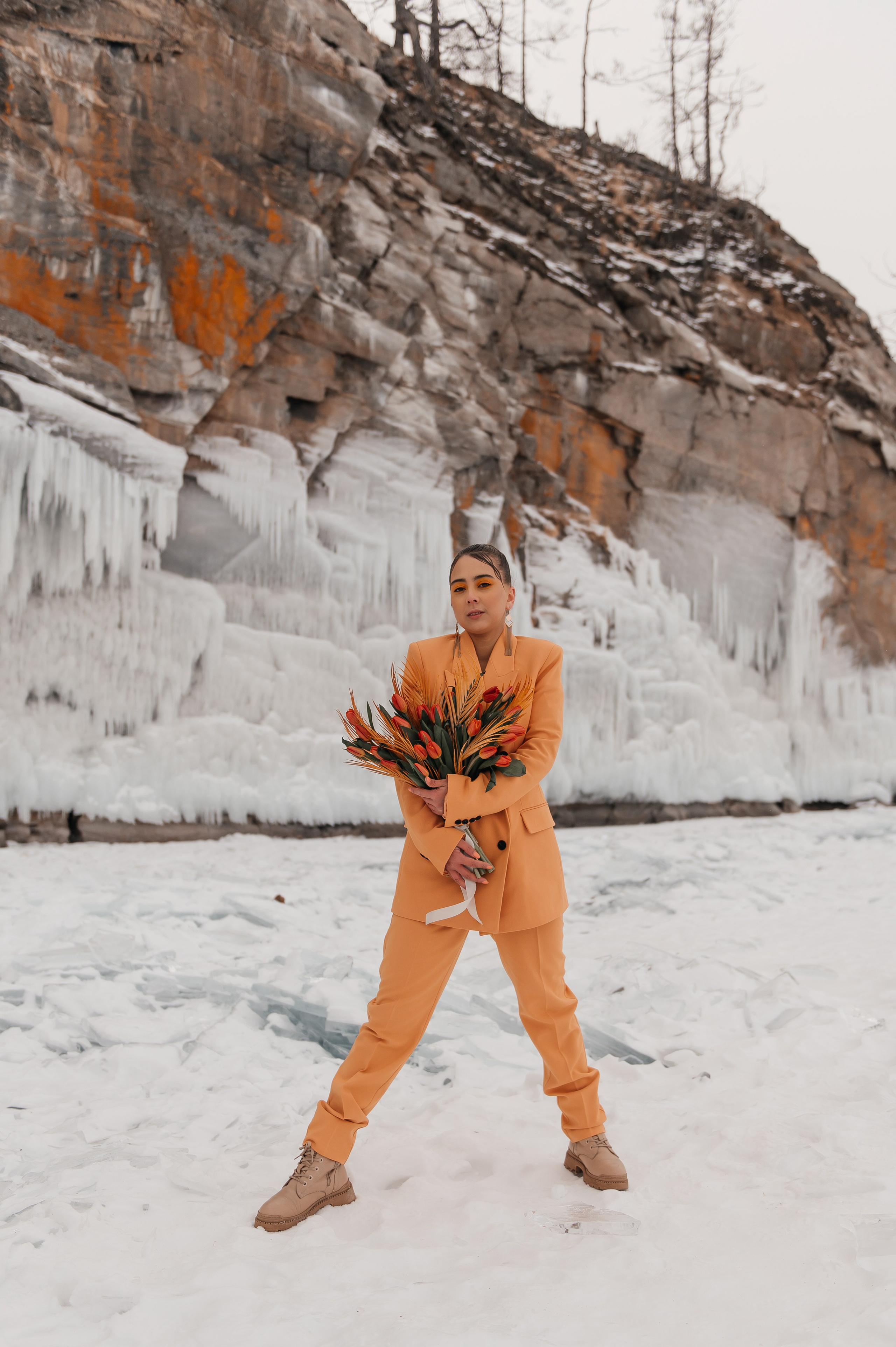 Женская съемка на Байкале. Фотограф Москва и Видеограф Москва