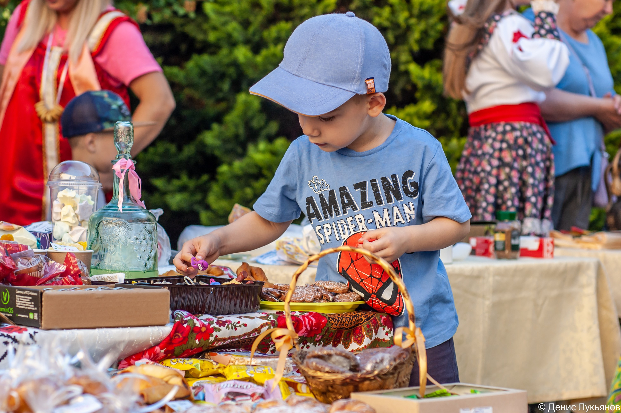 Ярмарка. Свадебный и семейный фотограф Денис Лукьянов в Краснодаре, Краснодарском крае и Республике Крым