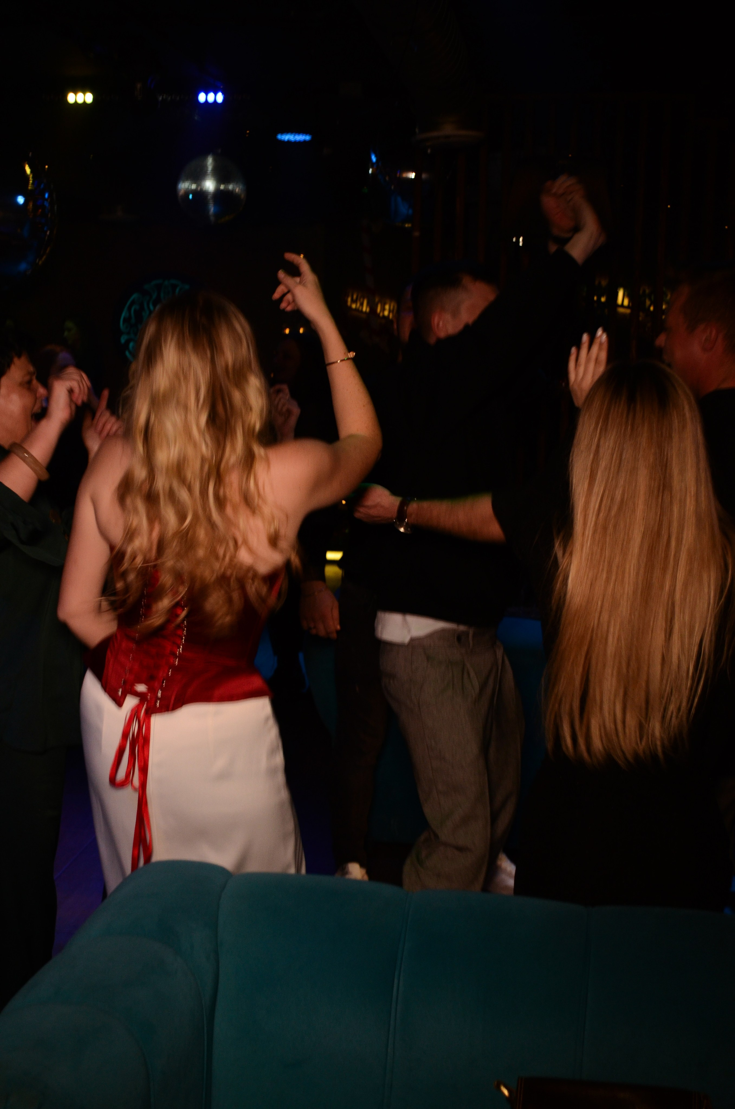 25.12.25 New Year Party. Мята Спортивная — Кальянная, караоке, бар в Минске