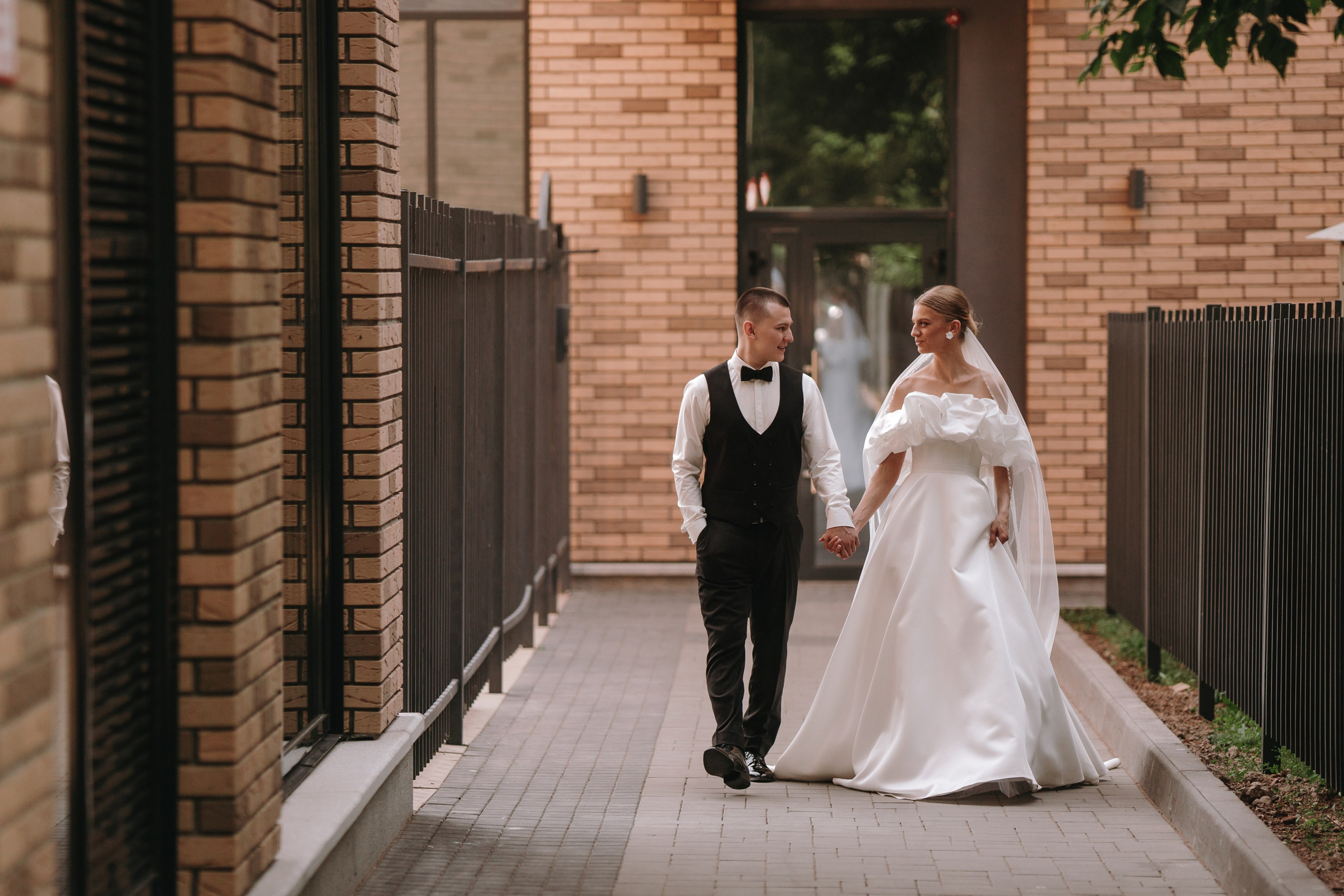 БАНКЕТНЫЙ ЗАЛ ДАСКО ГАРДЕН, ЭМИЛЬ БУРАНГУЛОВ, ИЛЬНАР АХМАДУЛЛИН