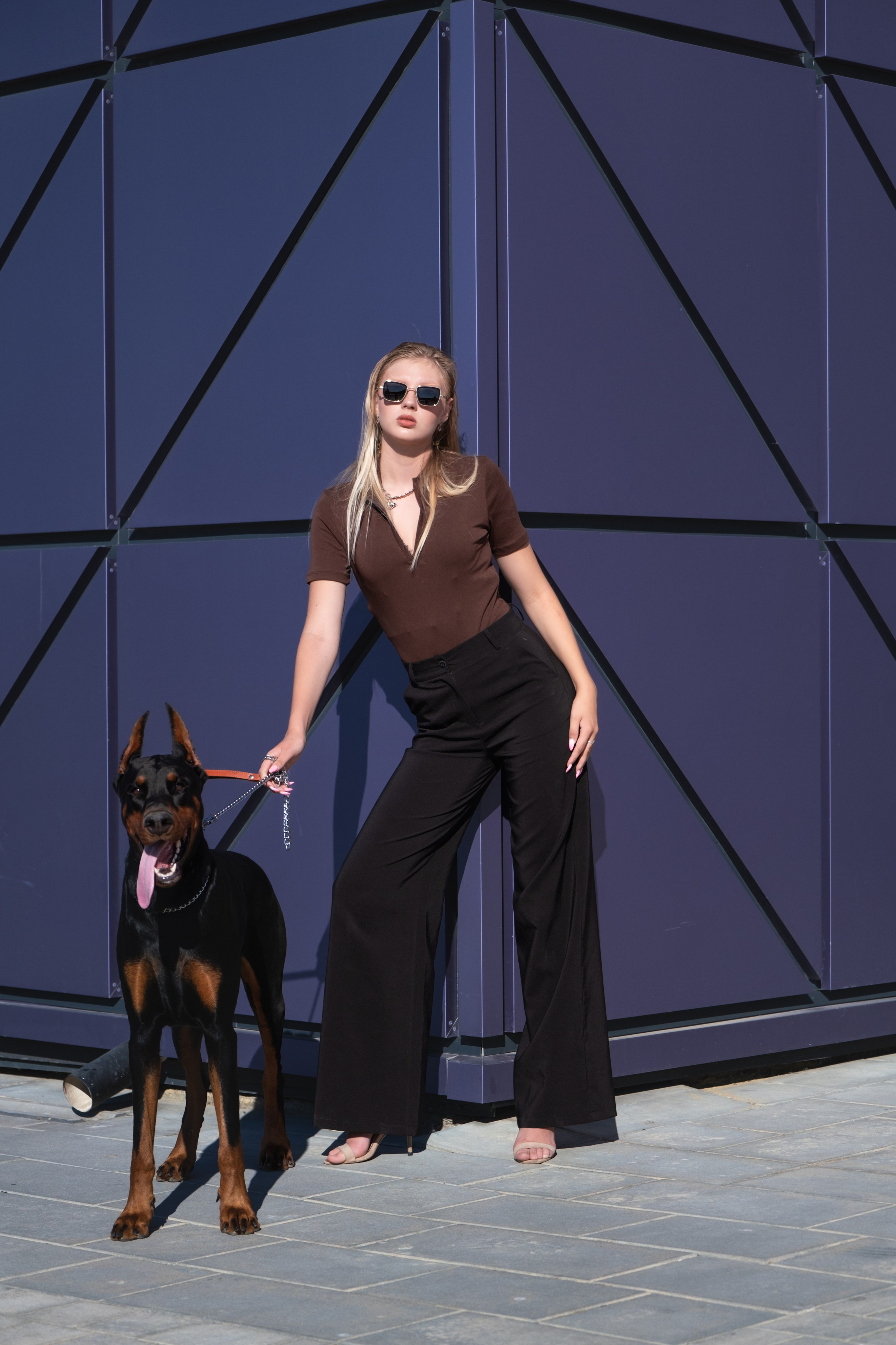 Фотосессия с Доберманом. Профессиональная фотосъемка в Крыму. Натуральные эмоции и живые кадры. Забронируйте дату прямо сейчас!