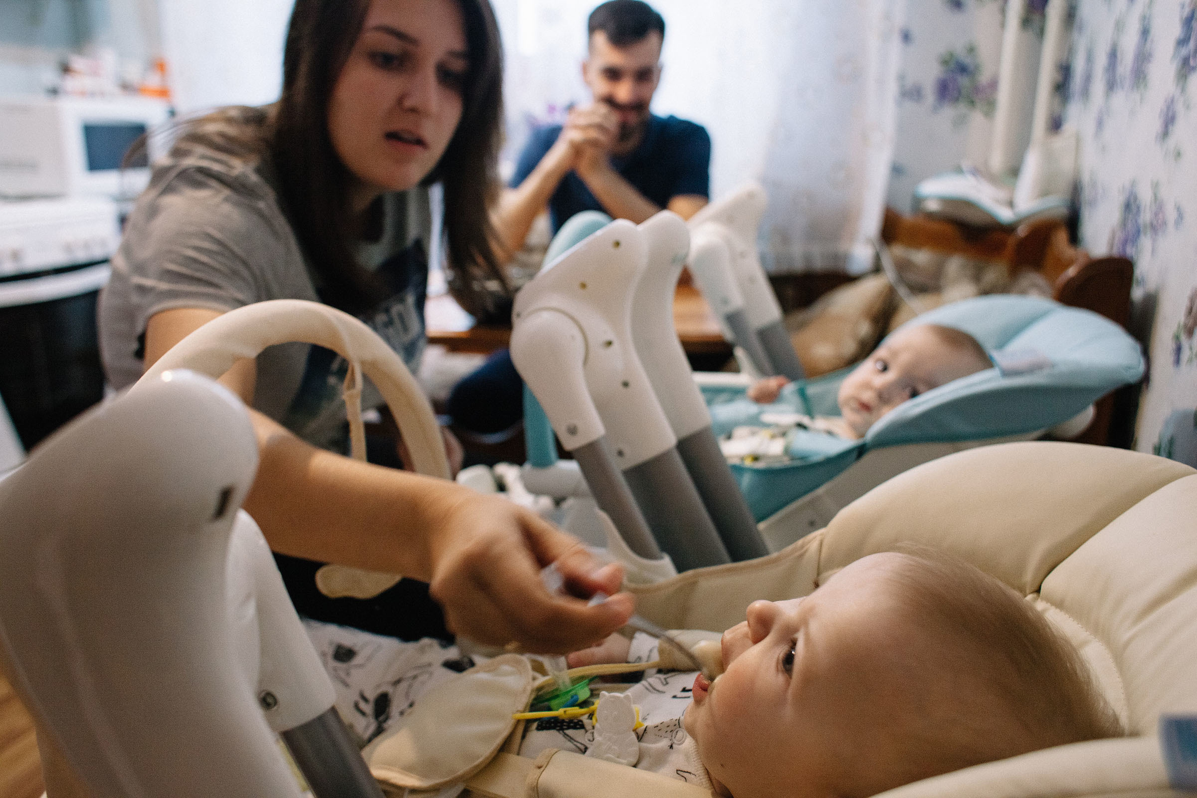 Домашние фотосессии родителей с малышами. Семейный и свадебный фотограф в Майкопе Михаил Мартиросян