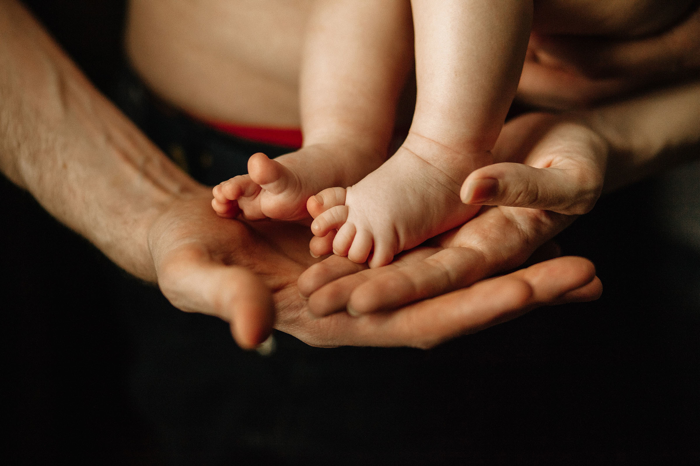 Домашние фотосессии родителей с малышами. Семейный и свадебный фотограф в Майкопе Михаил Мартиросян