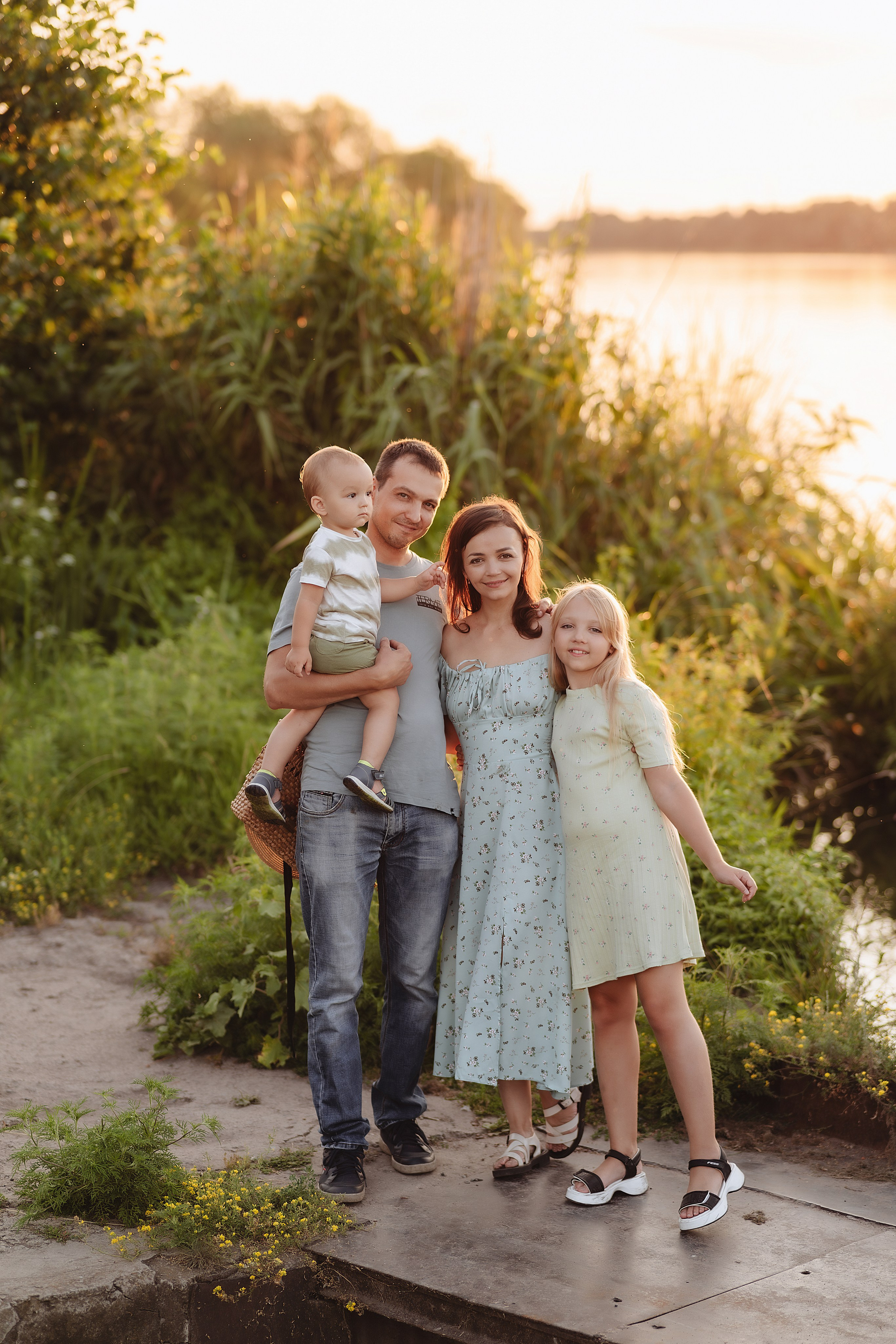 Семейная съемка на закате. Фотограф Карина Шмулёва. Воронеж и область