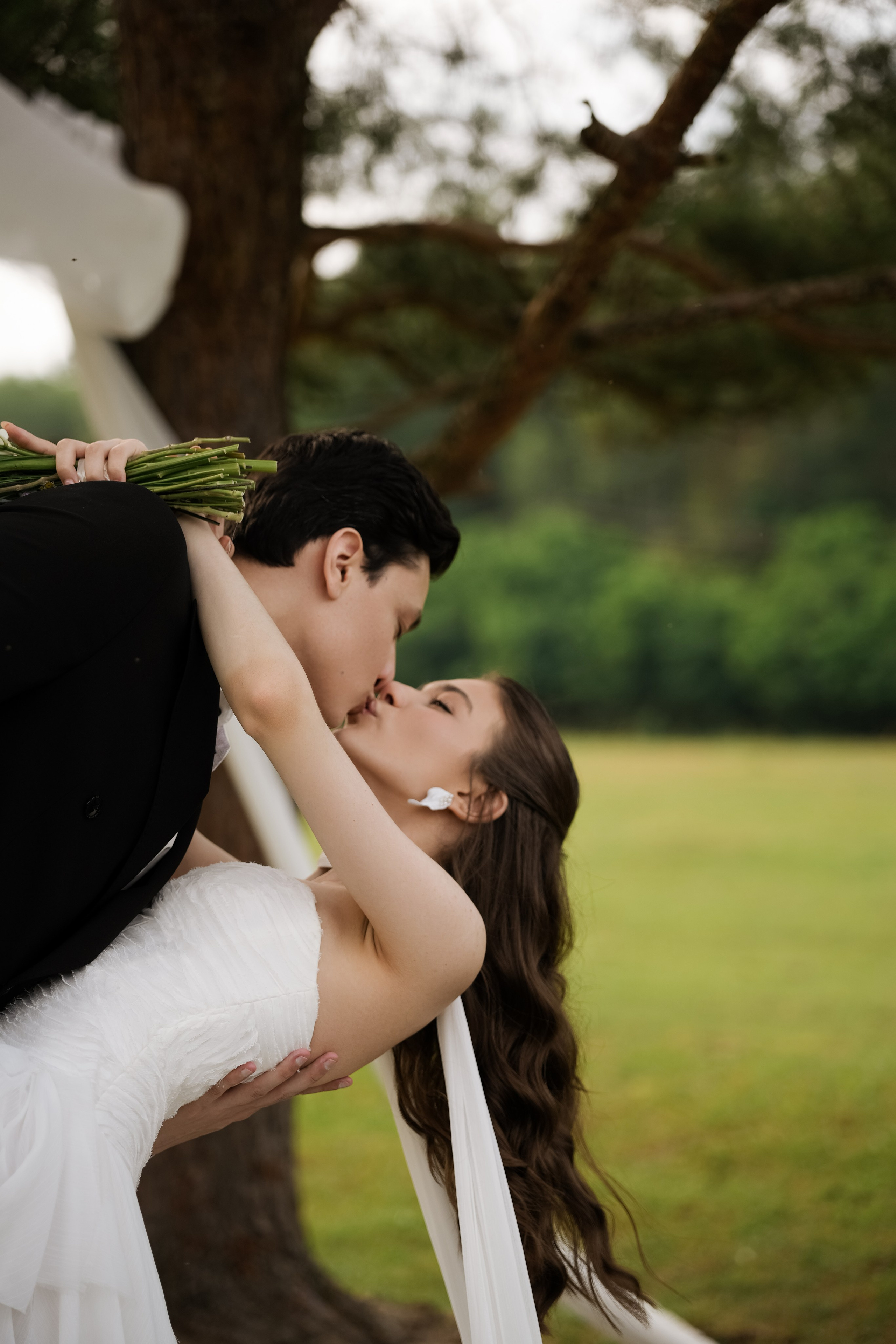 Свадебная фотосессия в Polyana Country Club