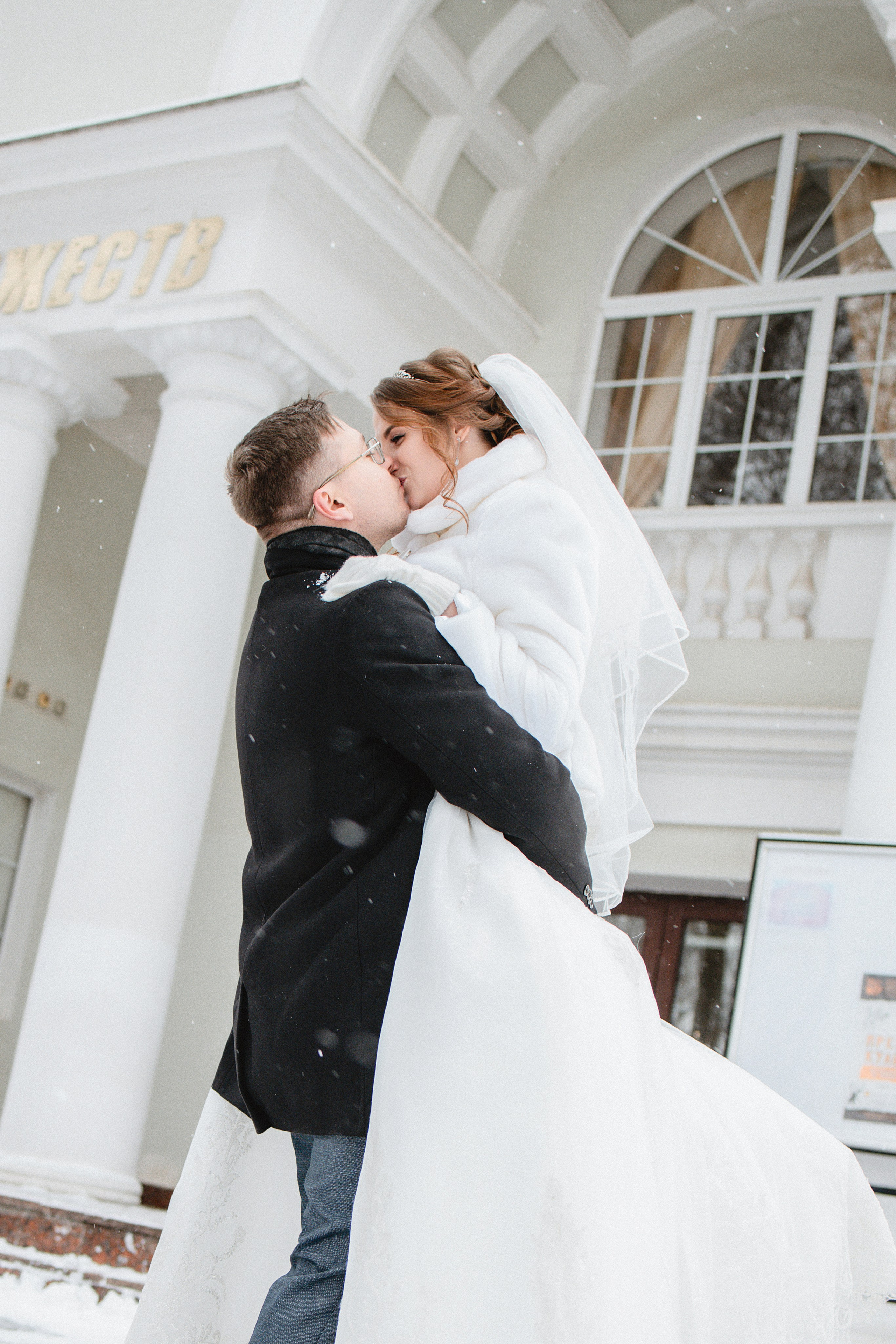 Свадебная фотосессия в Серпухове Сергея и Оксаны. Выпускные альбомы в Серпухове