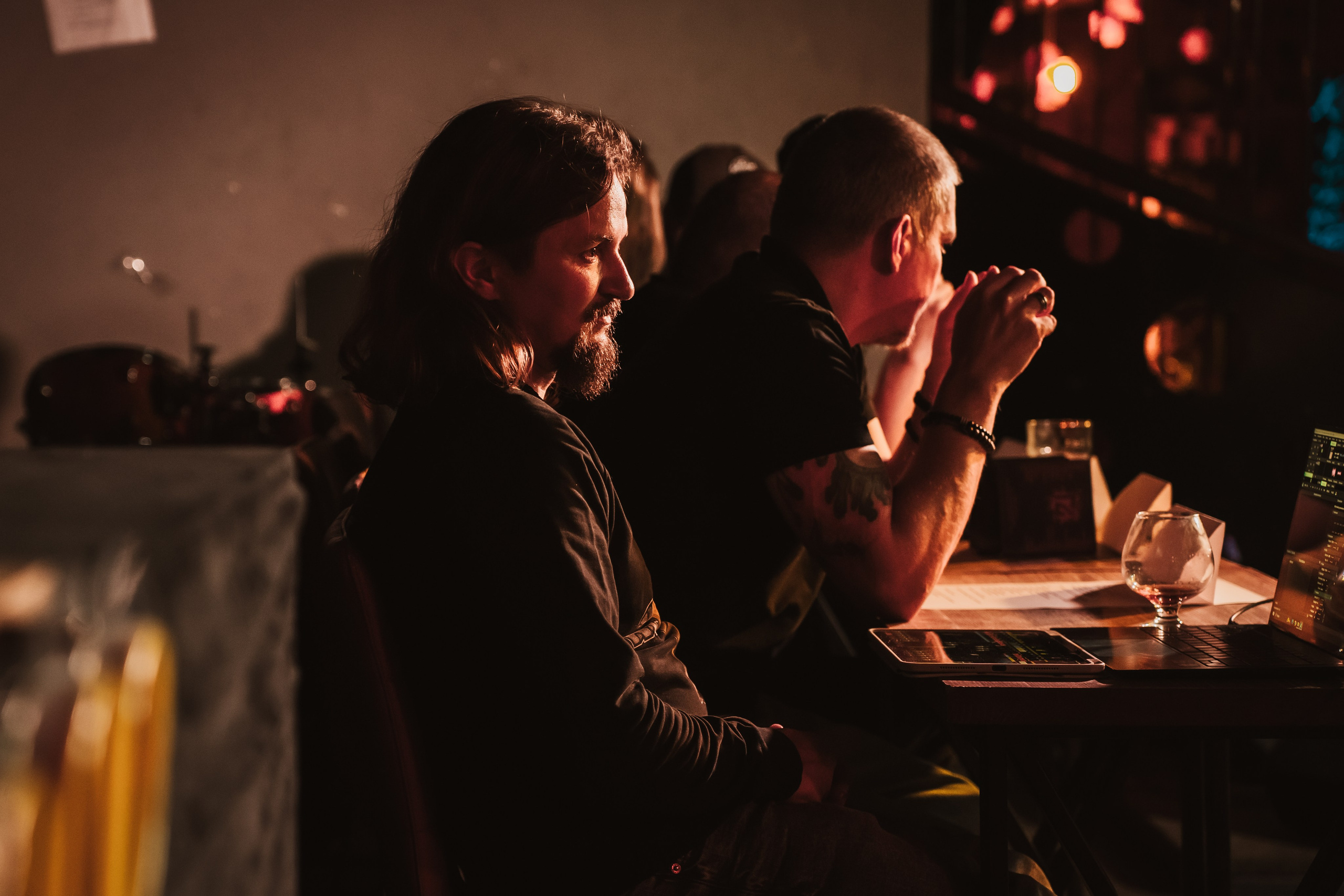 Предпрослушиание Черный Обелиск. Репортажный фотограф Анастасия Рубцова