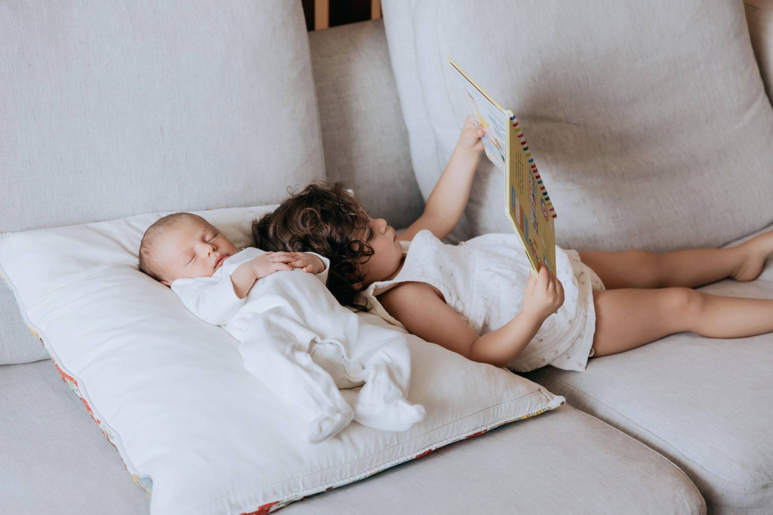 Lifestyle Newborn Photoshoot Dubai | Real Moments