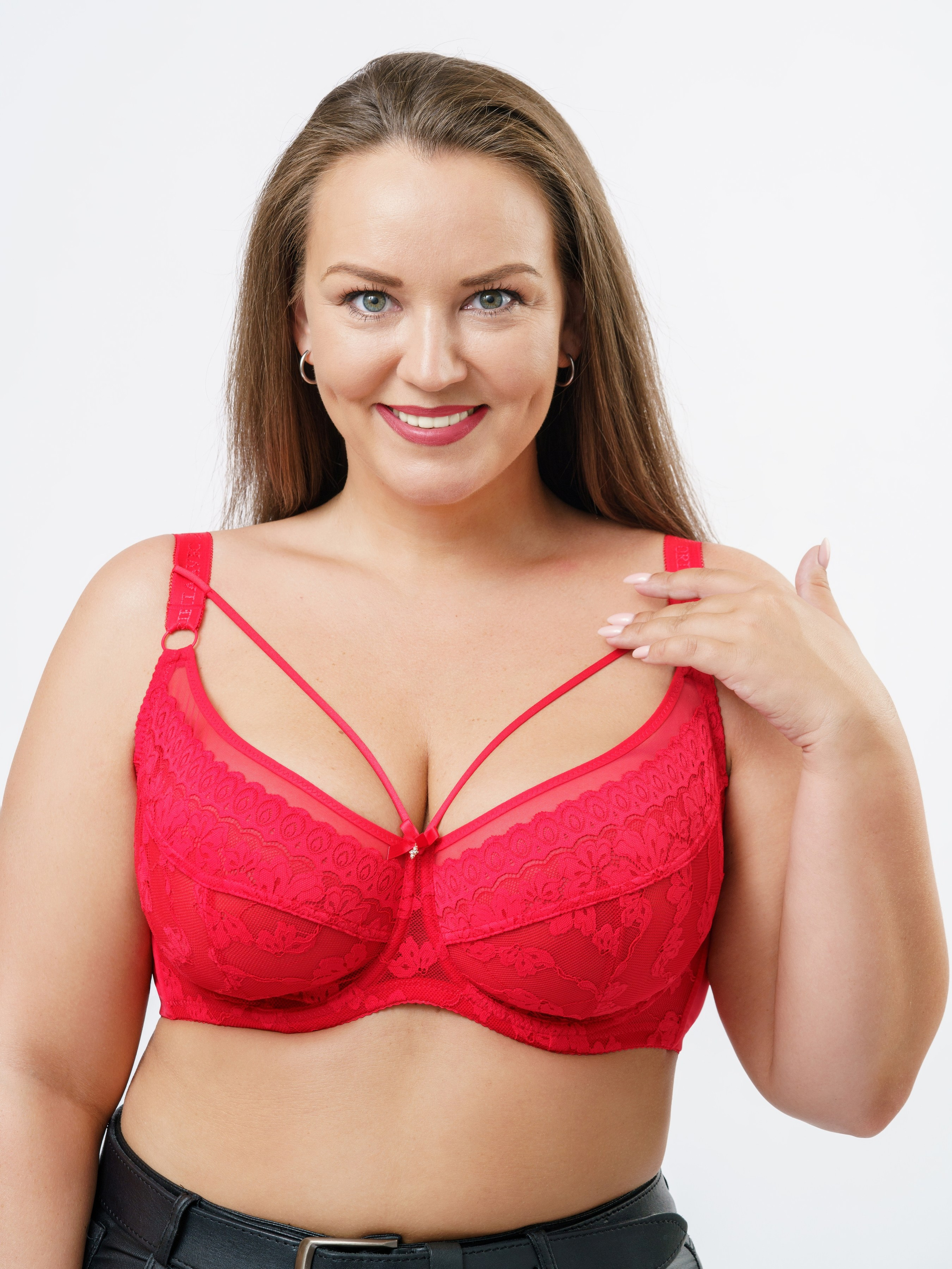 Plus-size модели. KED Production — продакшн из СПб. Создаём фото, видео и контент, который помогает брендам и селлерам продавать больше