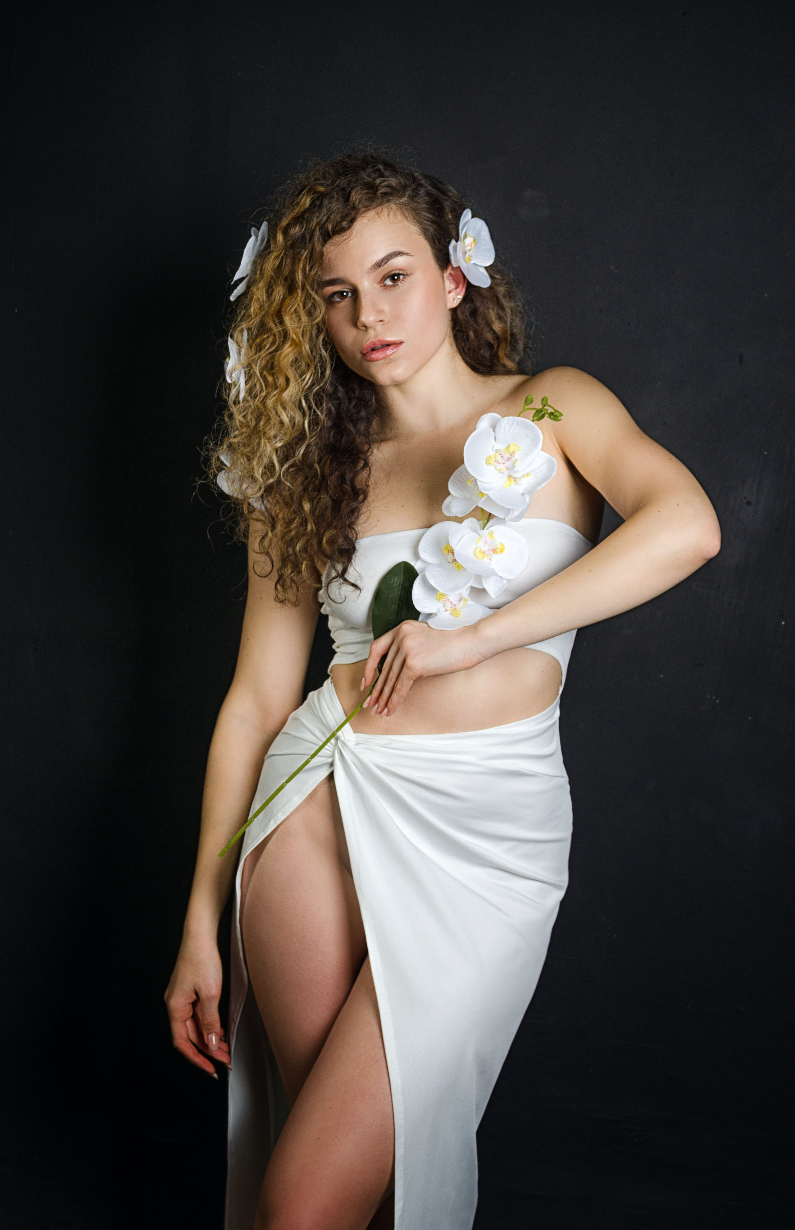 Мария, 44-46 р-р, 170 см. KED Production — продакшн из СПб. Создаём фото, видео и контент, который помогает брендам и селлерам продавать больше