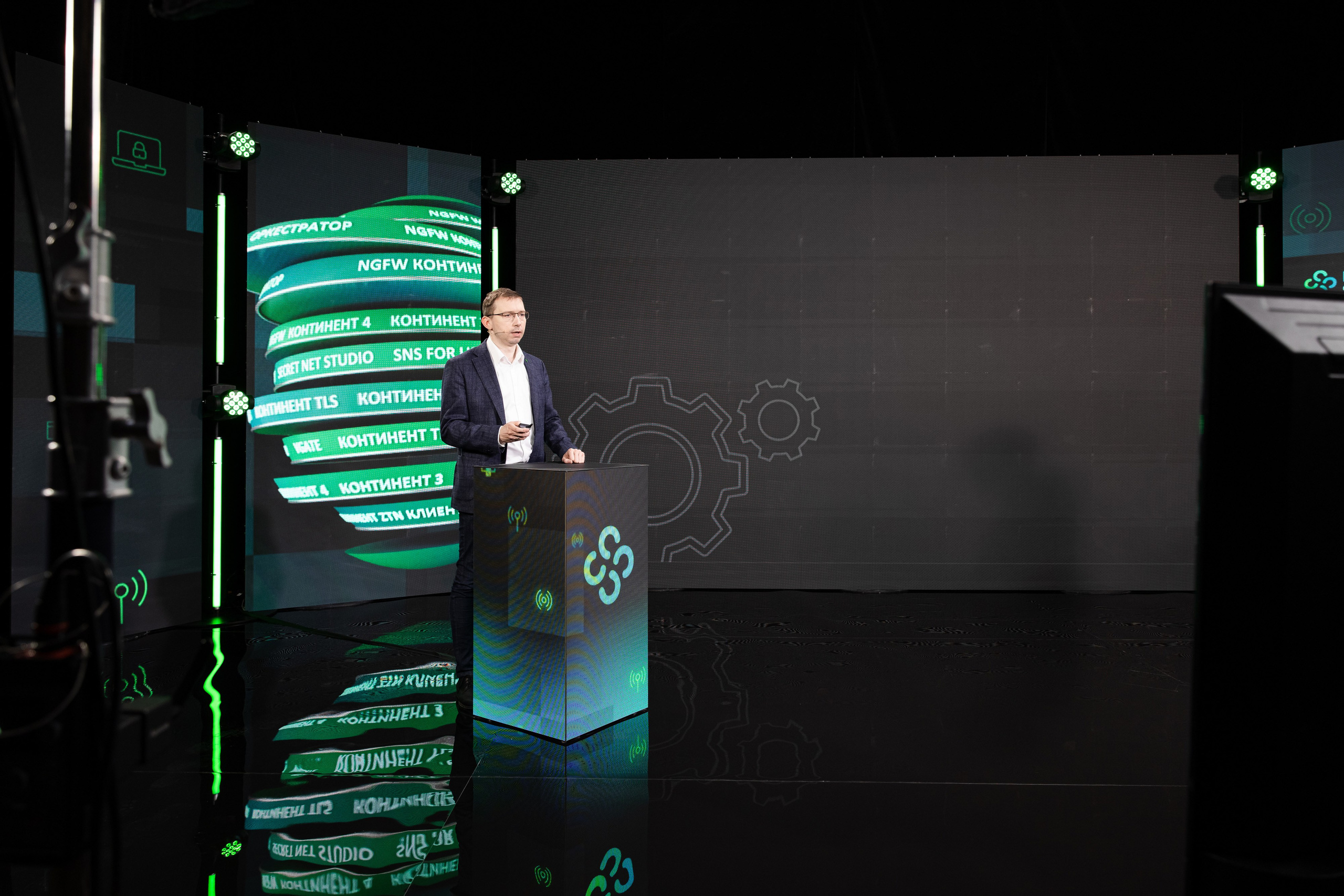 Онлайн эфир. Свадебный репортажный фотограф в Москве