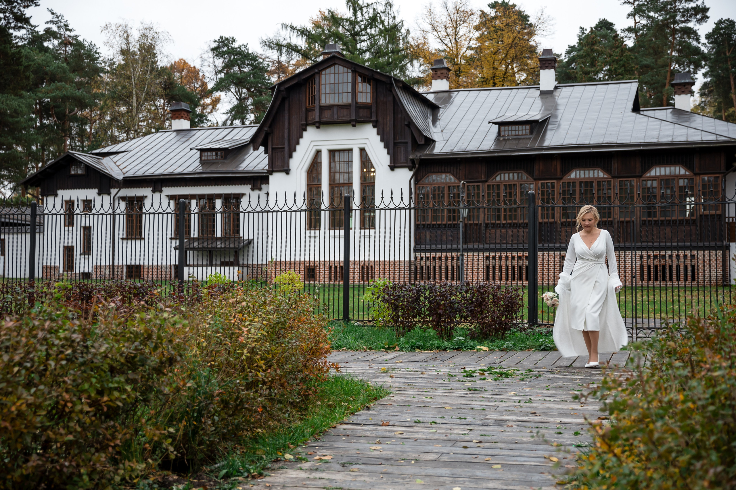 Алексей и Анастасия. Фотограф FOTOBANKA