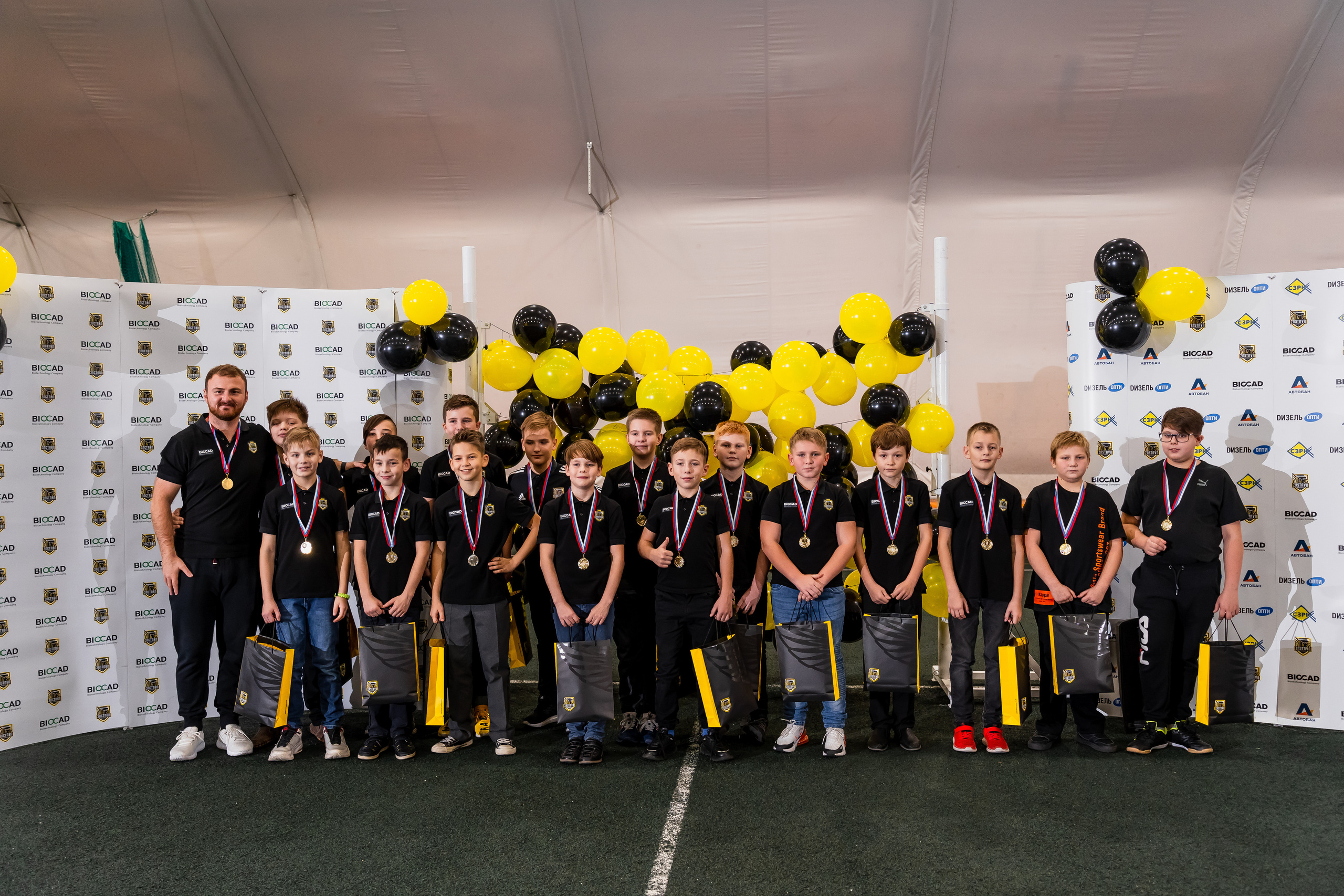 — ИВЕНТЫ. Профессиональный фотограф в Санкт-Петербурге Владимир Денисов