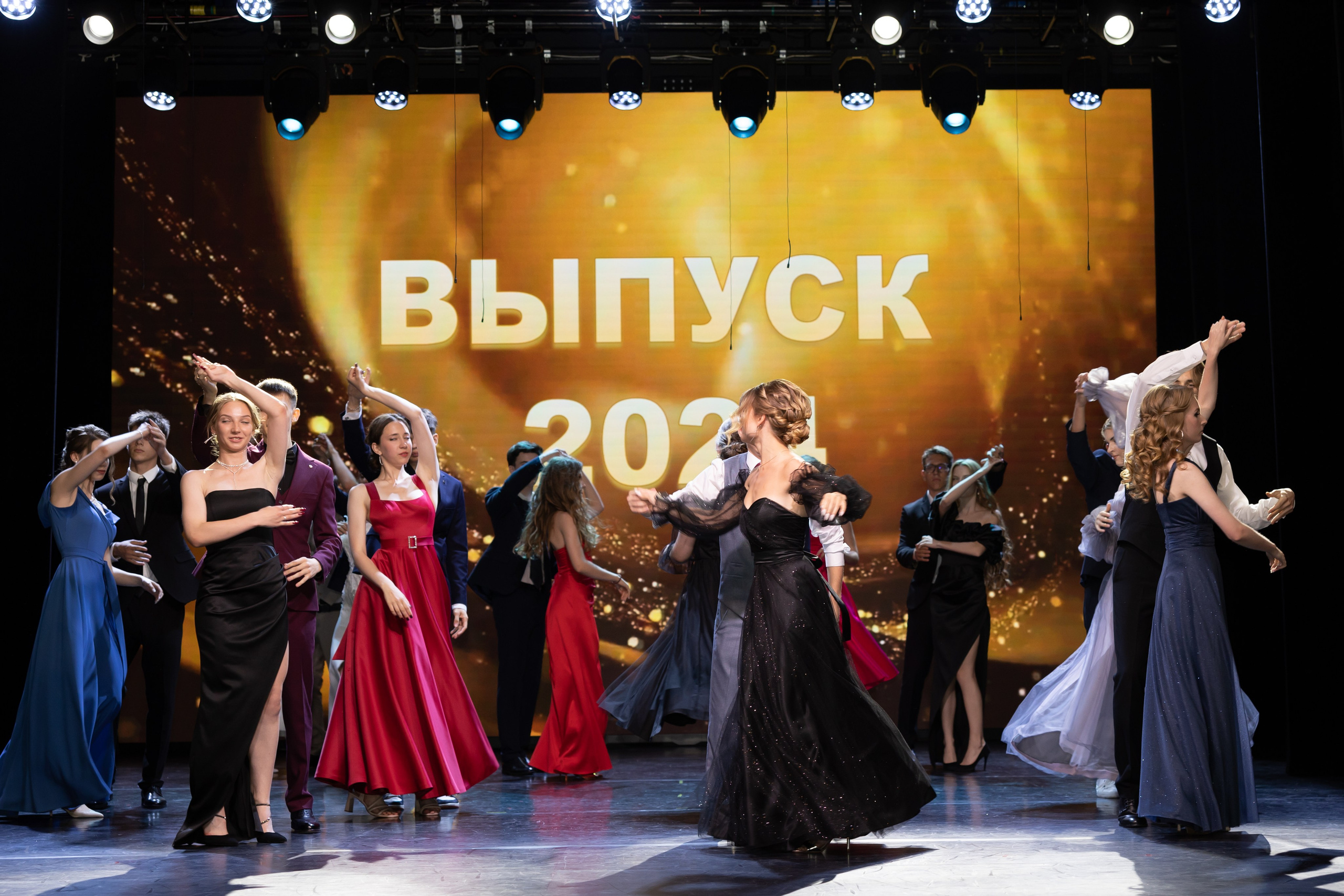 Выпускной 73 школа. Семейный фотограф в Рязани и Рязанской области