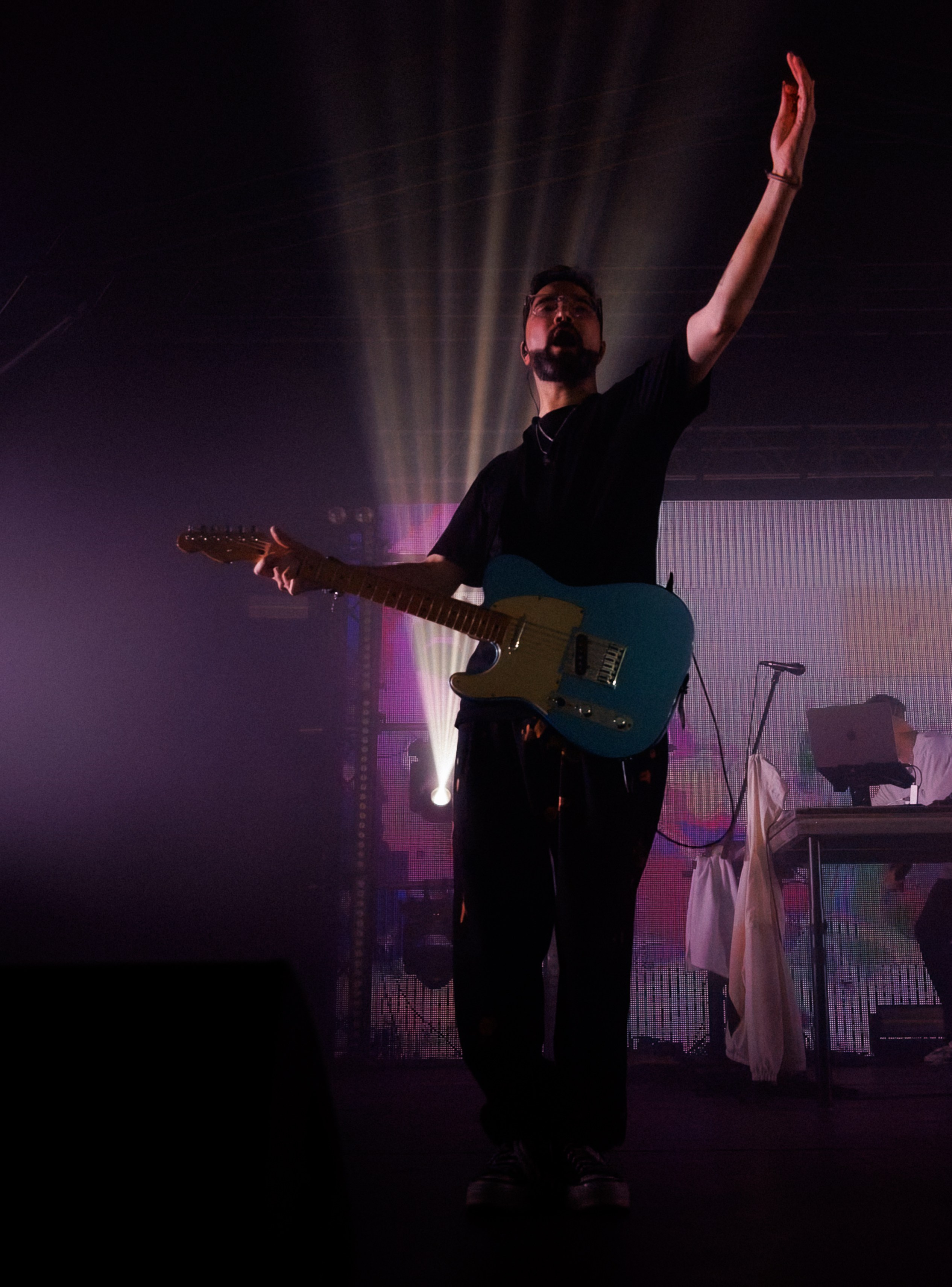 Фотоотчёт и репортаж с концерта группы GAYAZOV$ BROTHER$. Красильников Евгений — профессиональный фотограф в Ростове-на-Дону