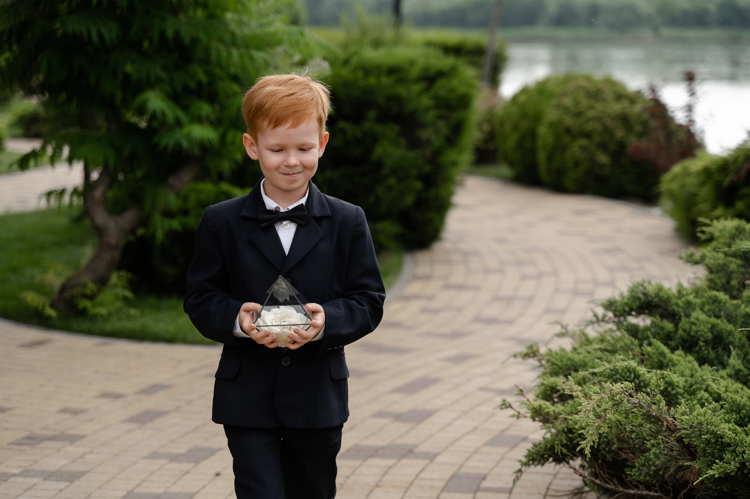 Свадебная фотосессия в отеле Hayat Regency Rostov. Свадебный фотограф в Ростове Максимов Максим