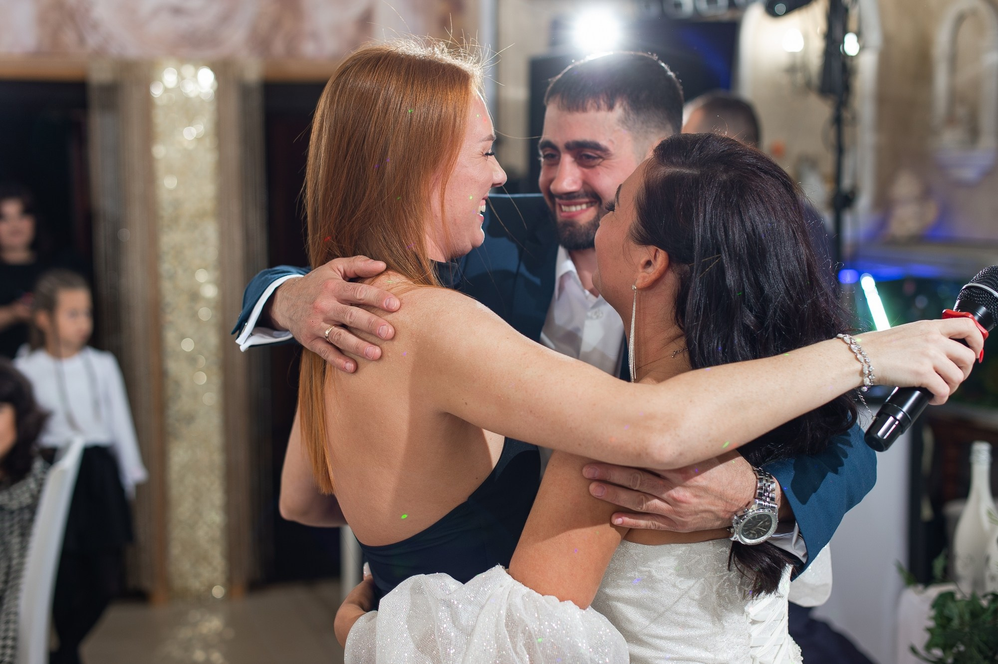 Марат и Римма. Эмоции. Свадебный и семейный фотограф в Омске Мормулев Михаил