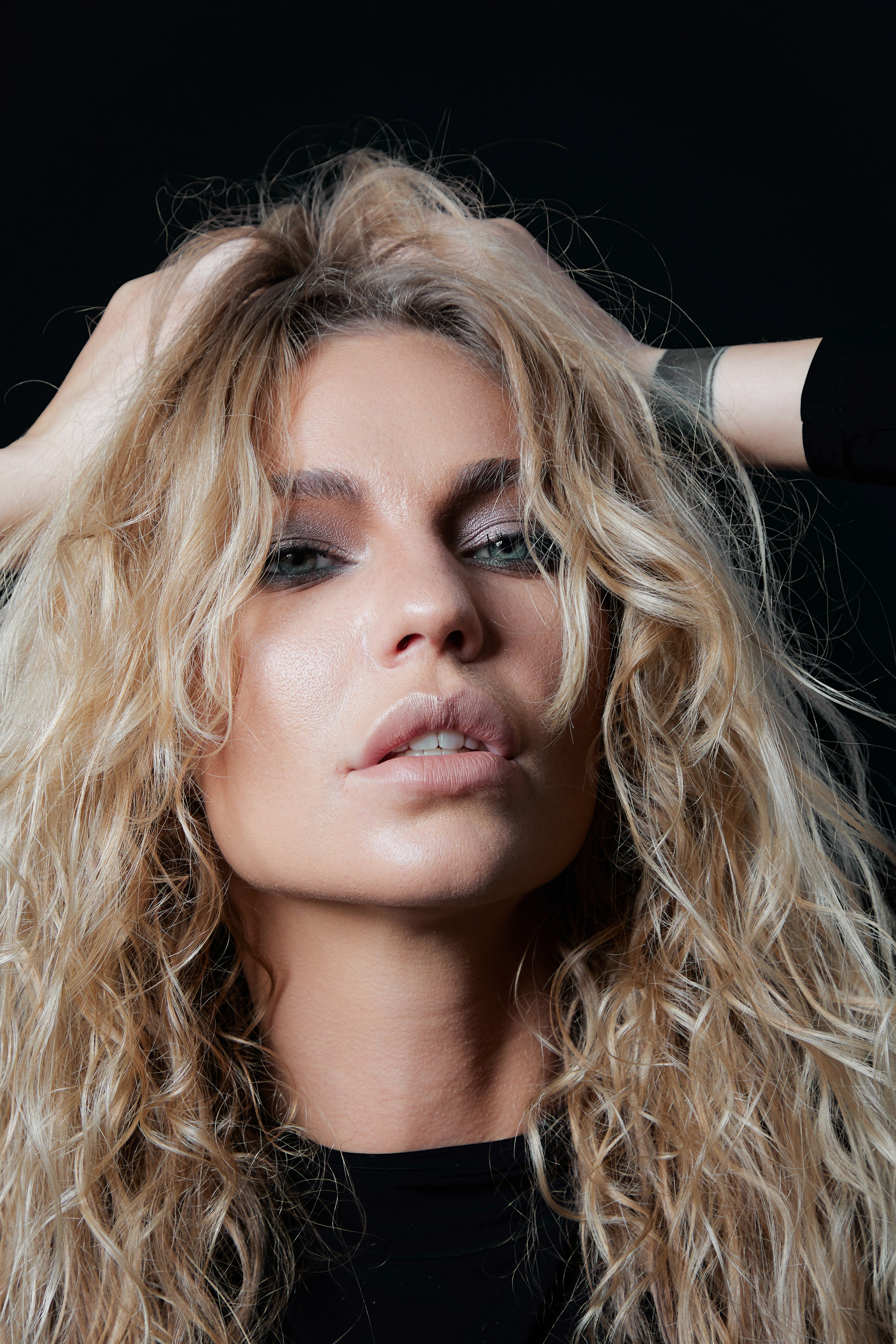 Карина и Катя. Фотограф Денис Лесковский (Тюмень)