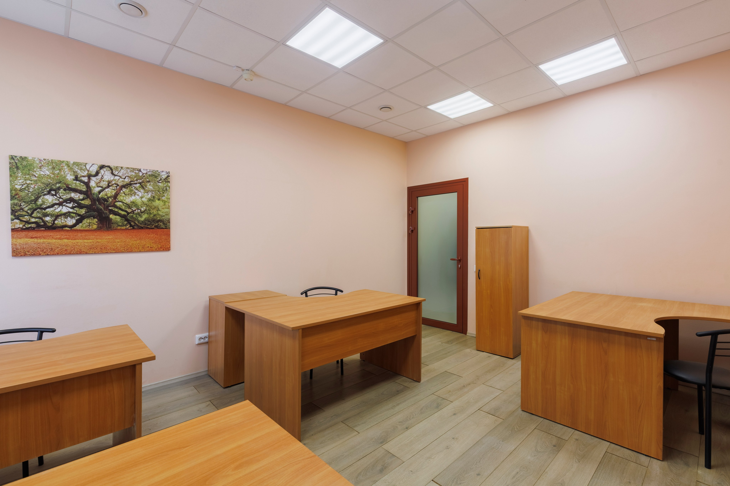 Коммерческая недвижимость. Фотограф интерьера, мебели и портрета в Санкт-Петербурге