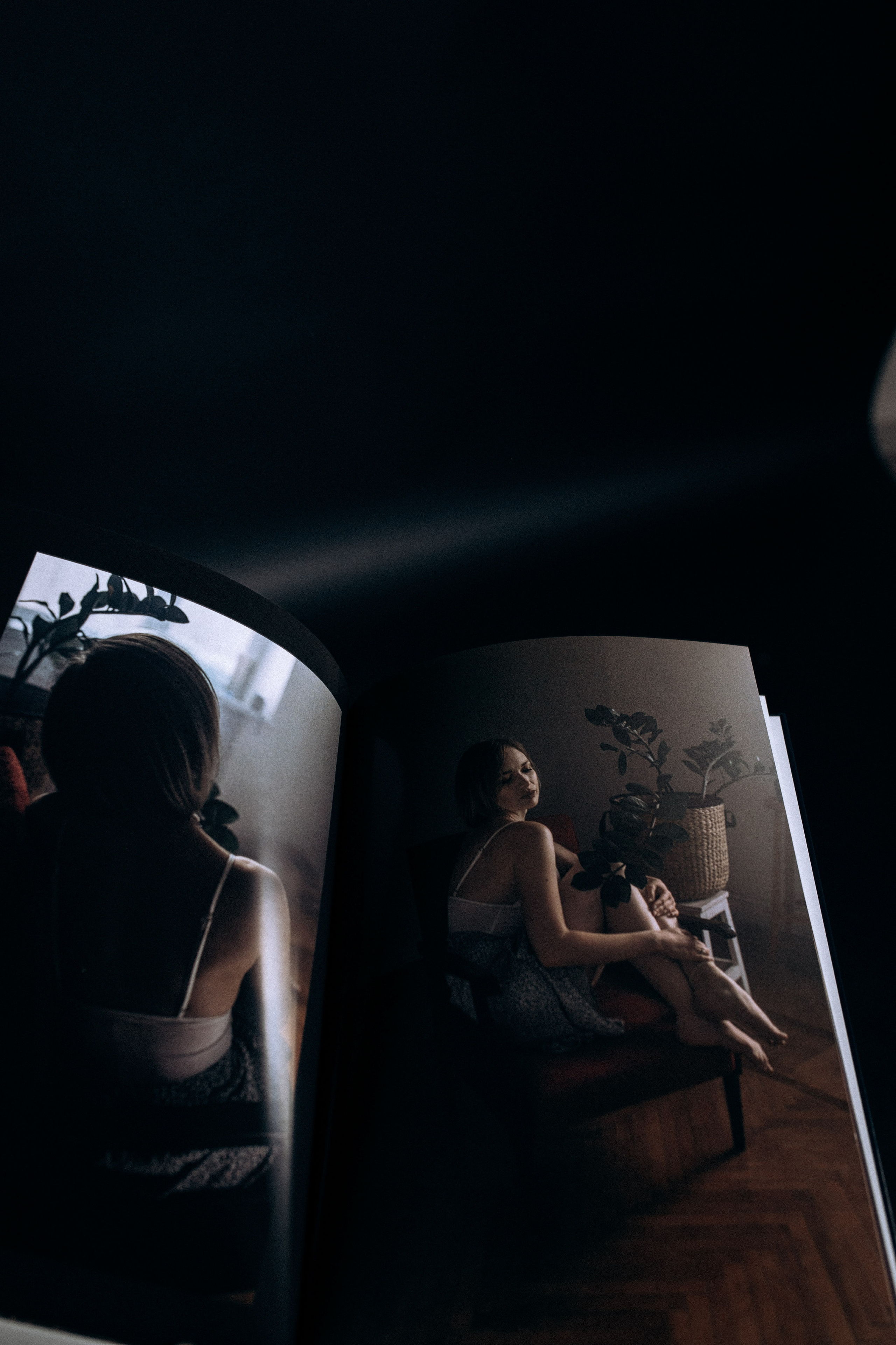 Индивид.альбом на 48 страниц. Формат 20*30 см. Мягкие листы. Фотограф Котова Валентина