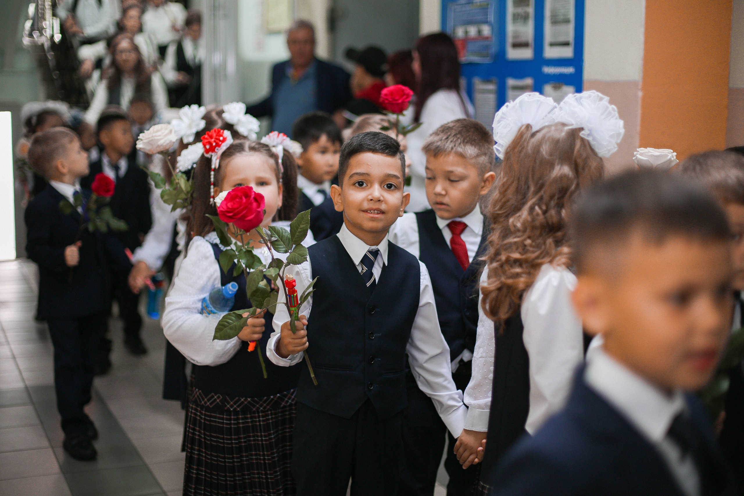 День знаний 2024. Свадебный и Школьный фотограф Улан-Удэ Бурятия Джулия Топоева Выпускные альбомы Фотограф на мероприятие