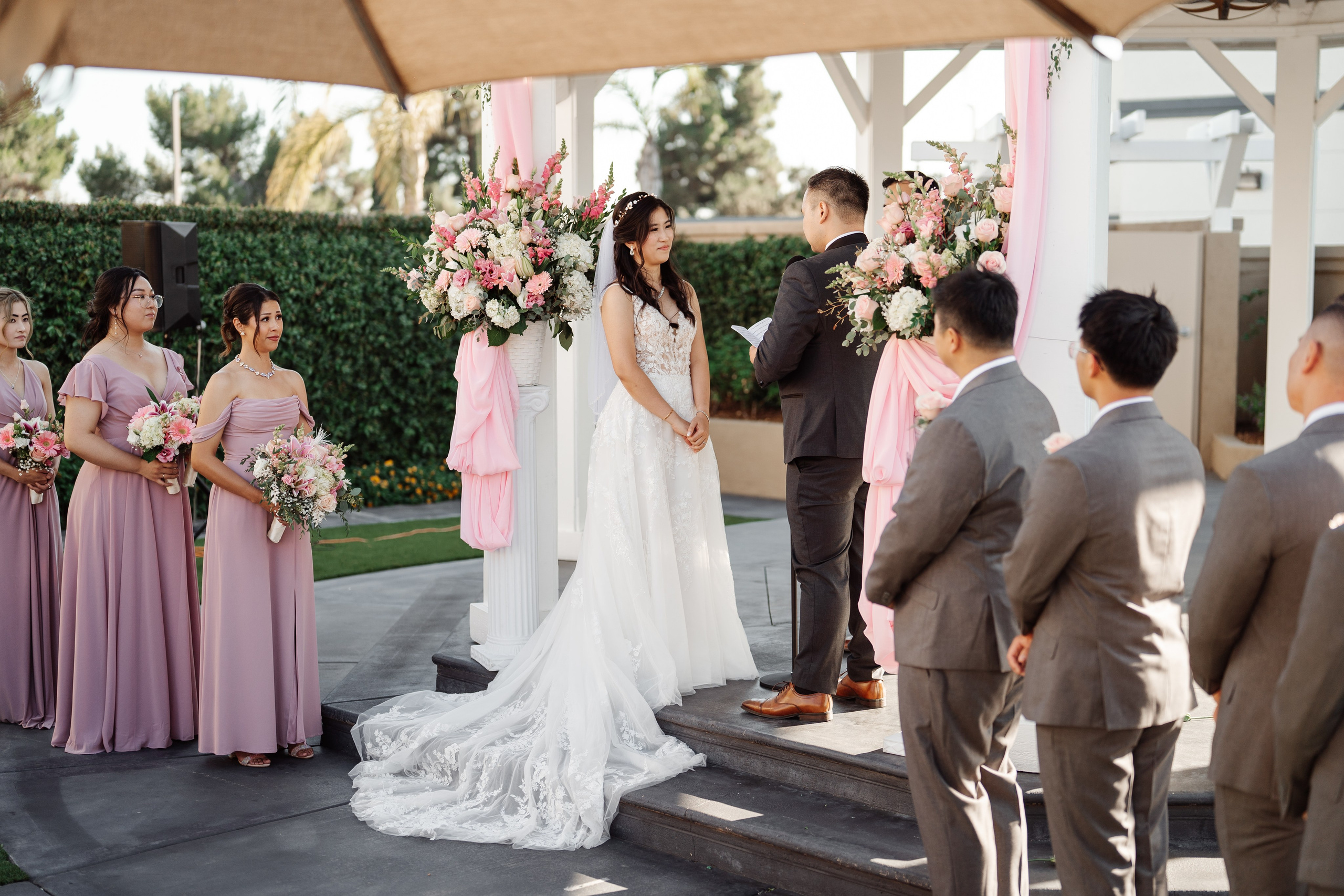 2025-08-16_AndreaChristopher. Ретушер Зенькевич Света