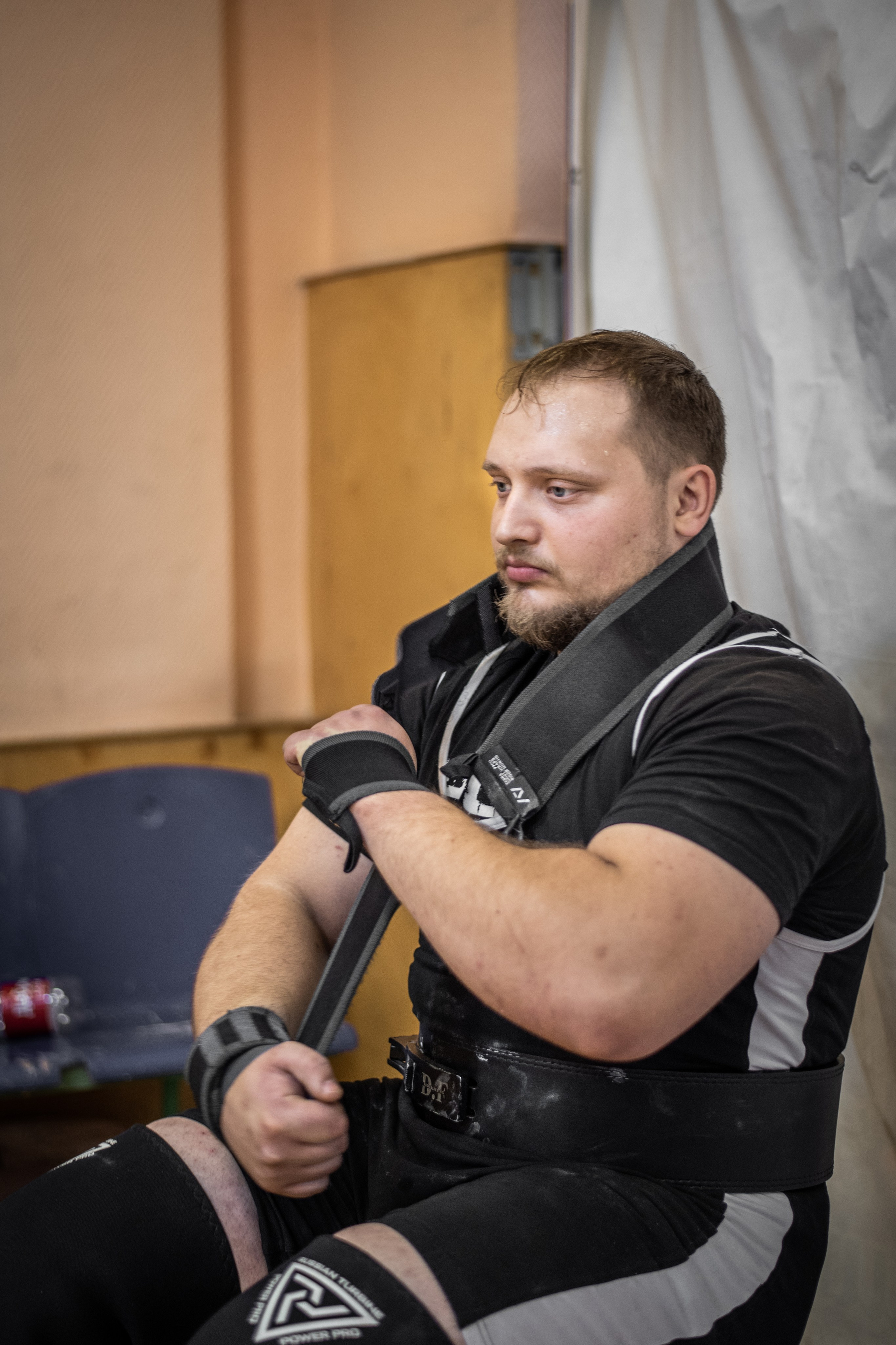 Фоторепортаж с турнира по пауэрлифтингу