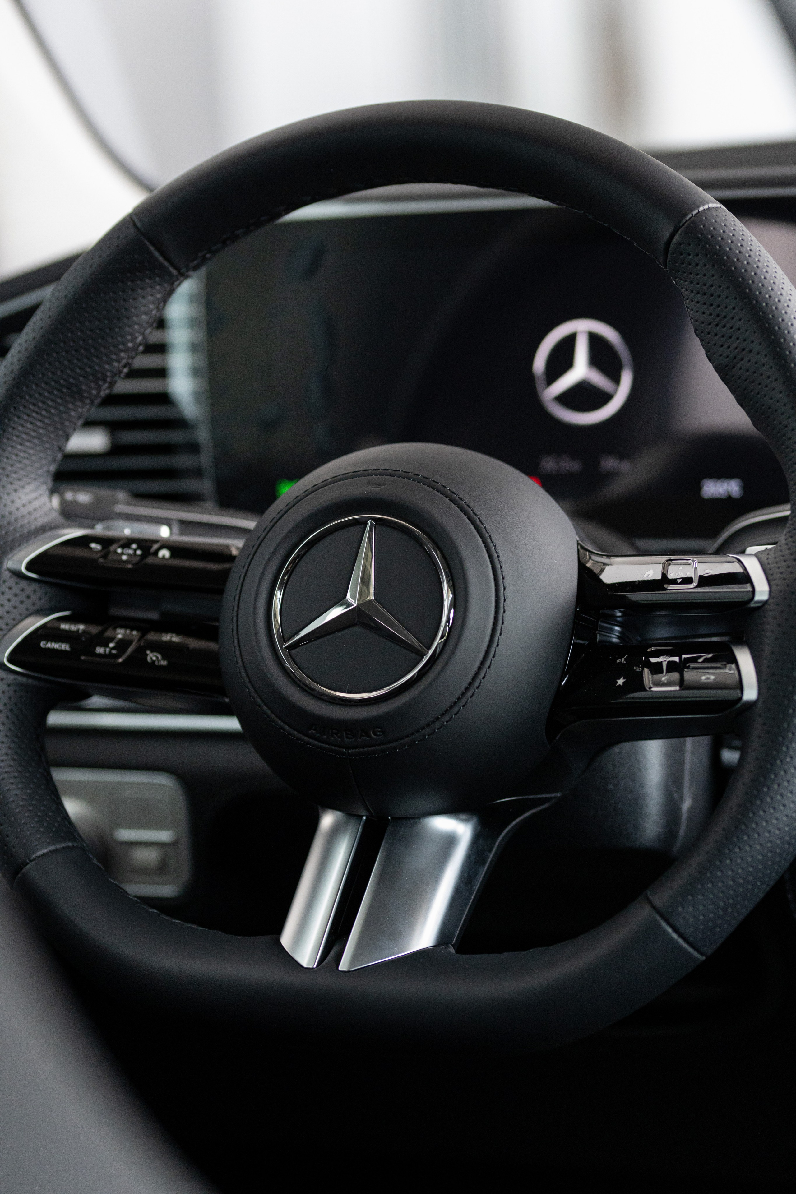 Автомобили Mercedes Benz. Коммерческий фотограф в Алматы Марина Милис. Съёмка для брендов, компаний и проектов