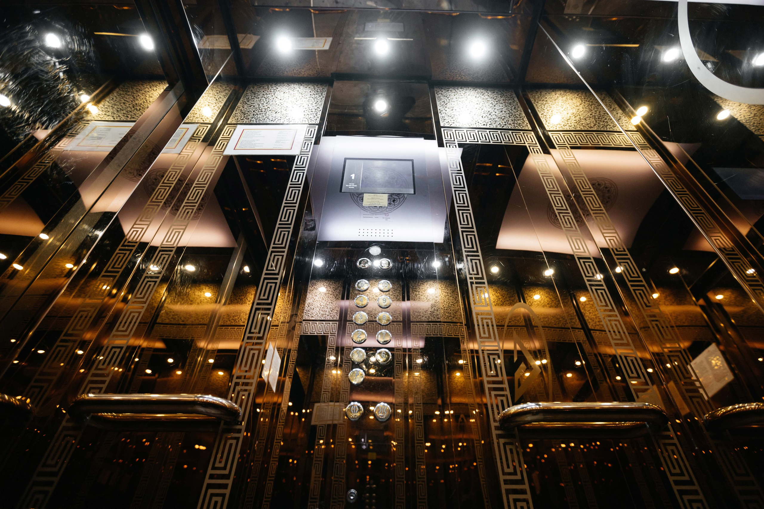 Проект 4. Lift Master. Дата: март 2023. Профессиональный фотограф в городе Астана/Алматы Даурен Сембаев