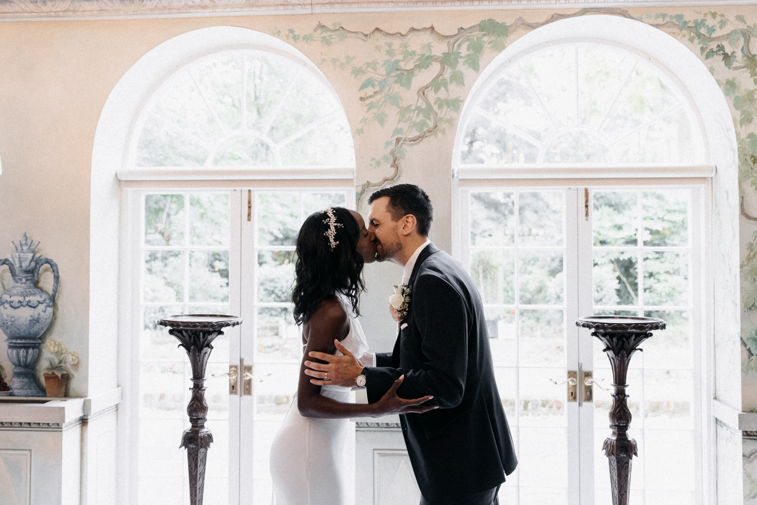 Denise & Tobias at The Old Brewery, Greenwich. Moments Catchers — Wedding Photography & Video Duo in London