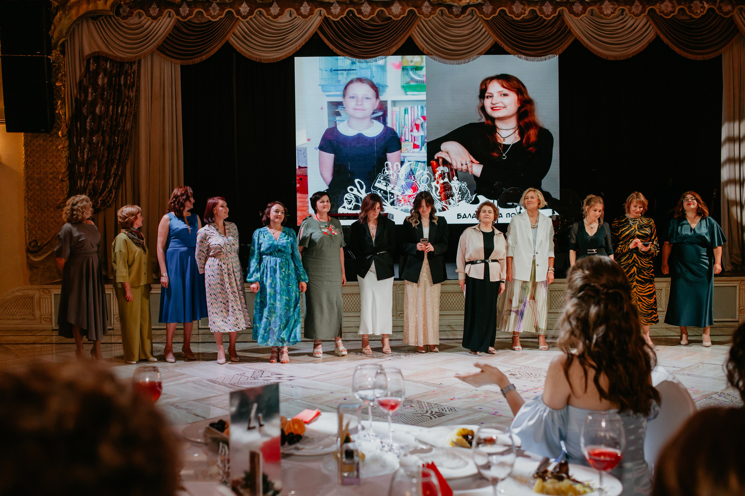 Выпускной. 11 лицей. Фотограф в Челябинске Ополихина Анна