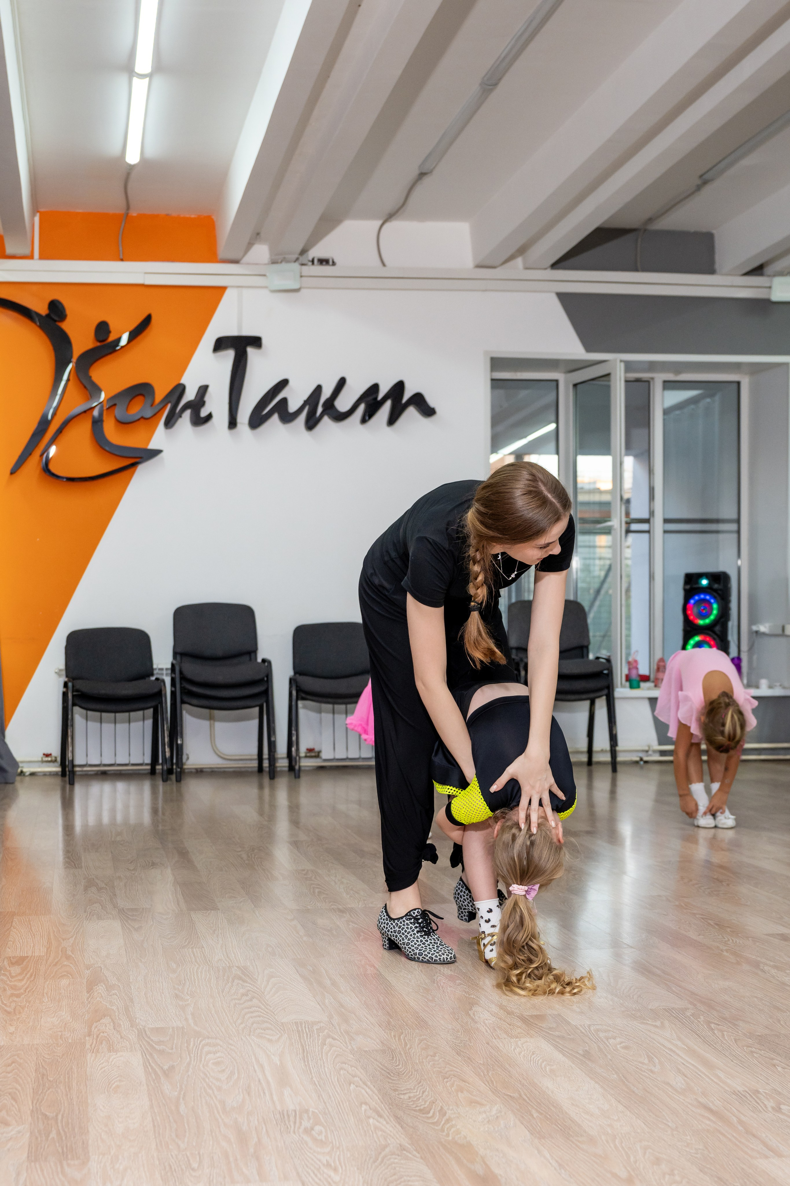 Группа 3-6 лет первый и второй год обучения. КонТакт — спортивные бальные танцы в Москве