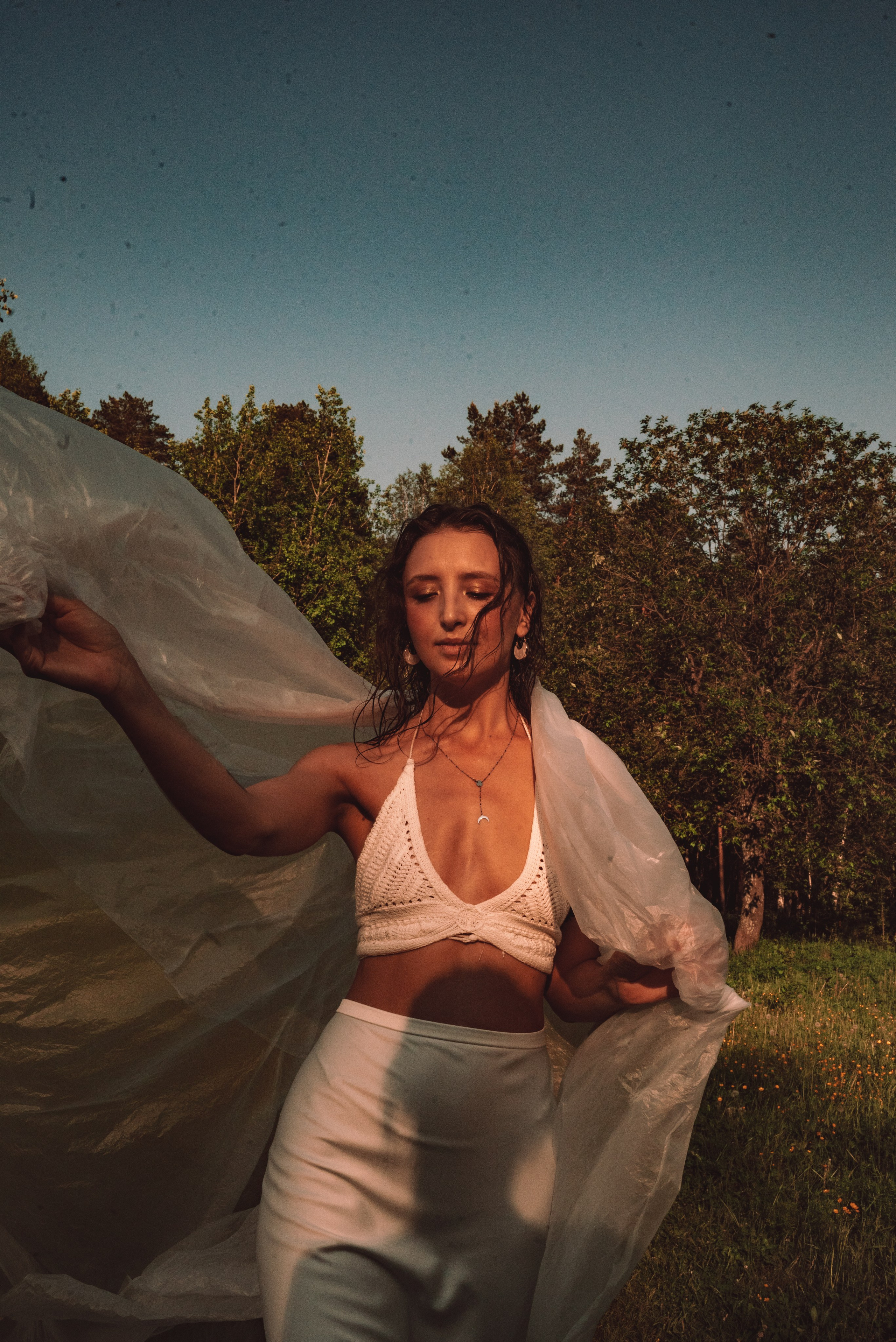 Наташа. Женский фотограф. Создатель украшений ручной работы. Модель