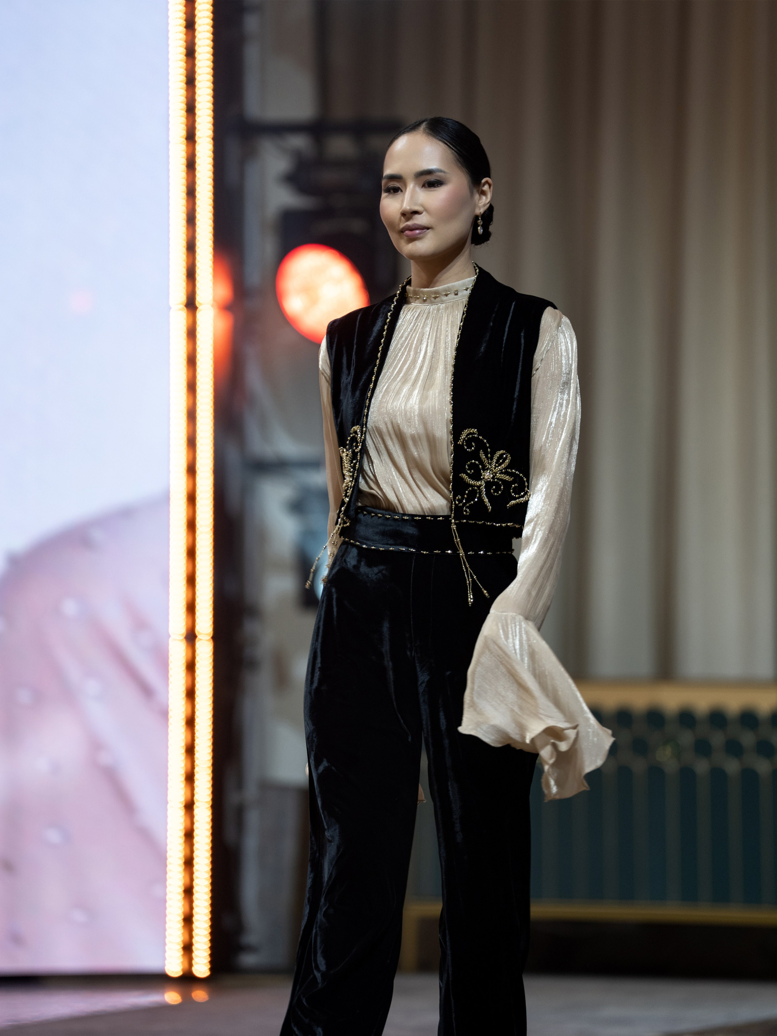 Khanshaiym brand. Сайт Алматинского НЮ АРТ, будуар и фэшн фотографа Дениса Карпенко