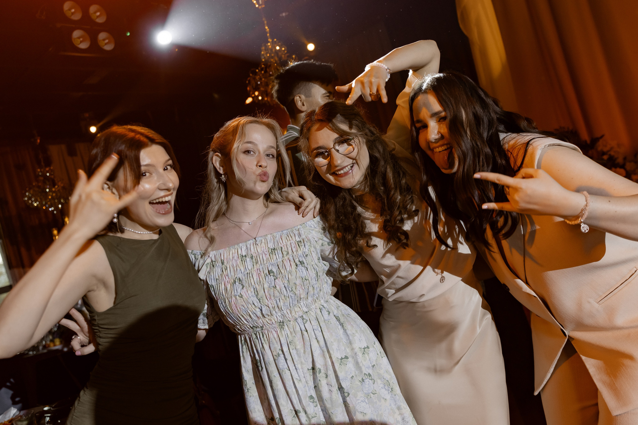 Ильдар и Регина. Kamaeva.ru