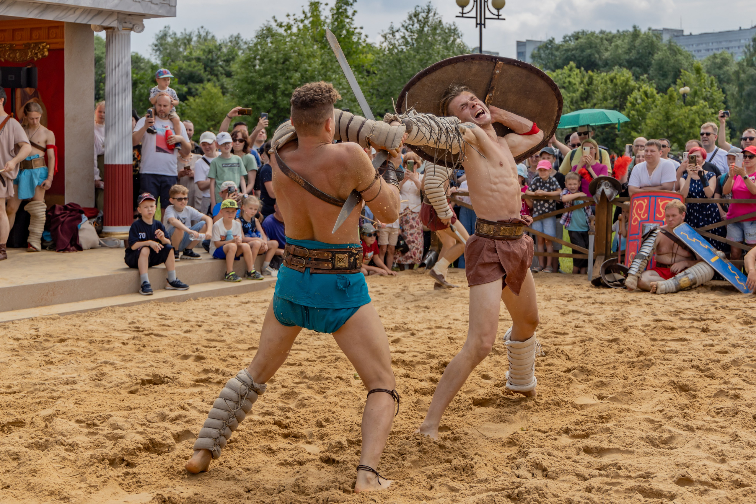 Времена и эпохи 2024. Ростокинский акведук. Площадка Античность. Репортажный, семейный и студийный фотограф в Москве Демин Алексей