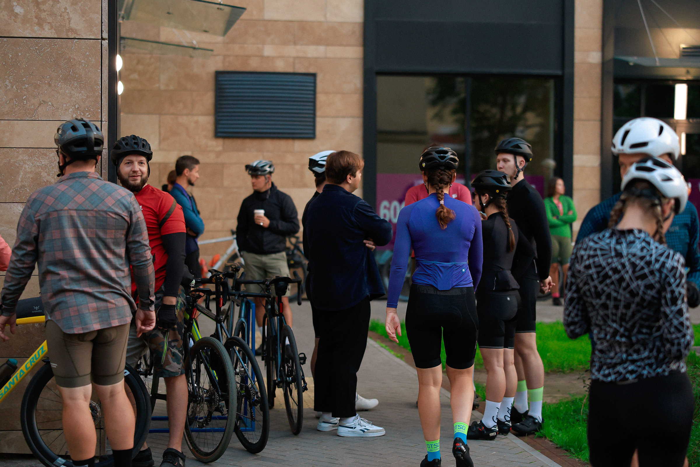/РЕПОРТАЖ/ Вечерний заезд VETER.CC. 2023. Свадебный фотограф Великий Новгород Станислав Кособудский
