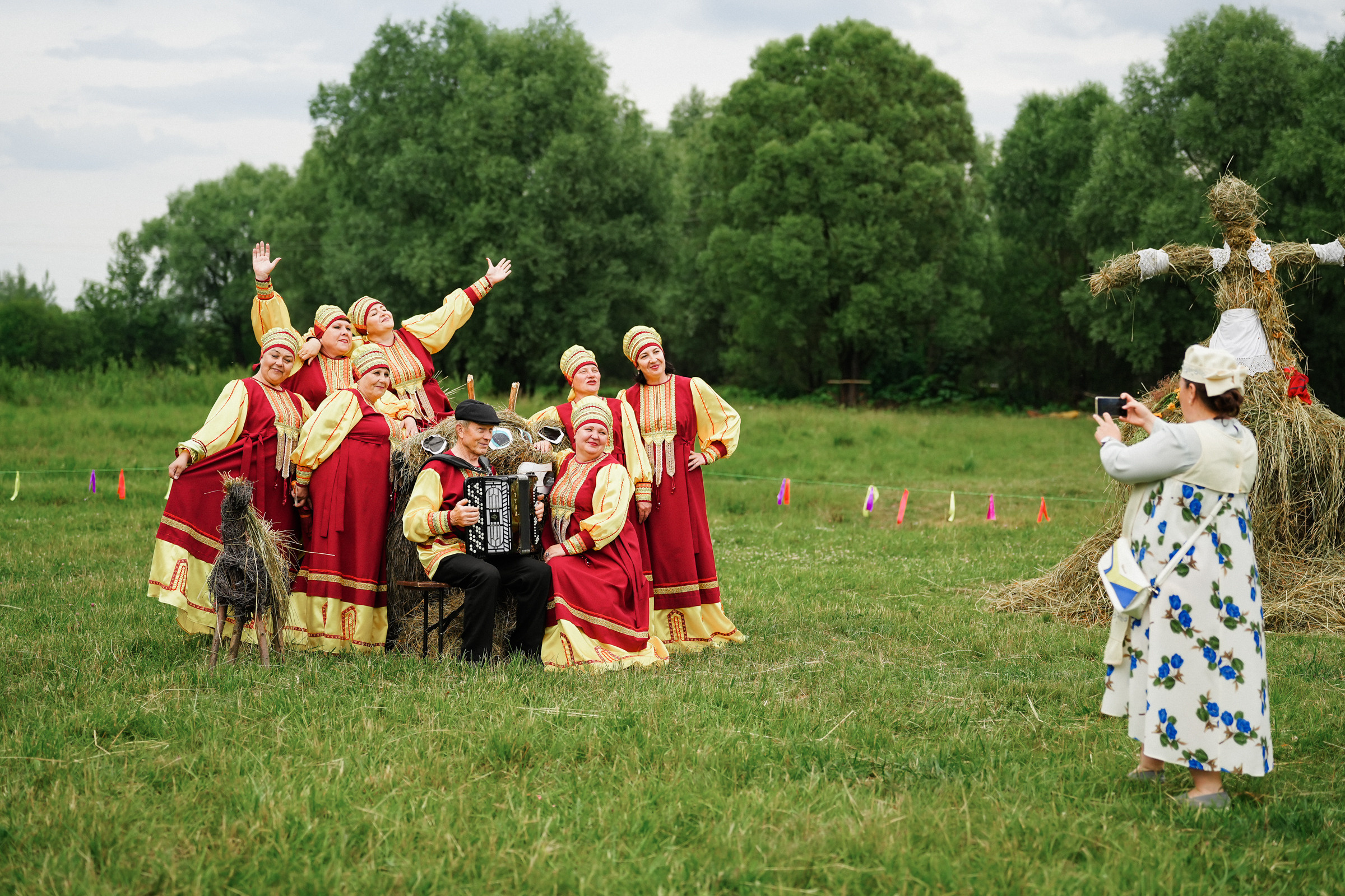 /РЕПОРТАЖ/ Фестиваль СЕНОВАЛ 01.07.2023 (Парфино). Свадебный фотограф Великий Новгород Станислав Кособудский